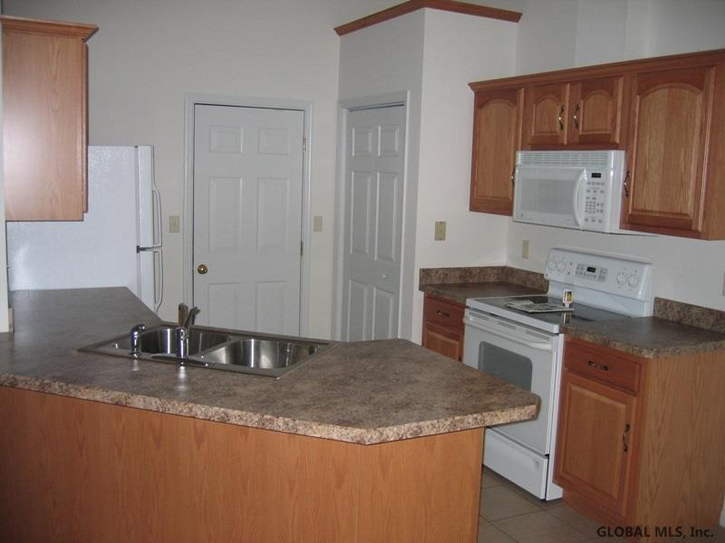 2 Red Maple Lane, A A