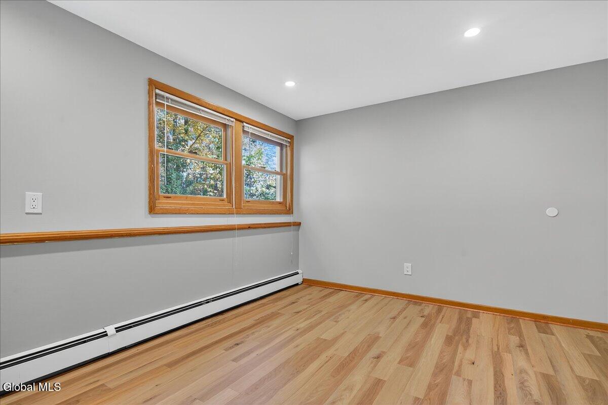 32 Tamarack Lane, Clifton Park