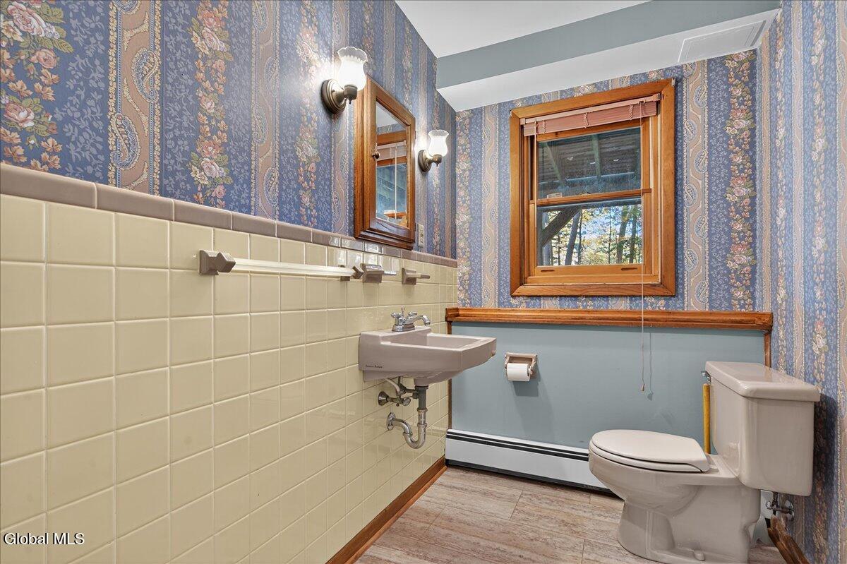 32 Tamarack Lane, Clifton Park