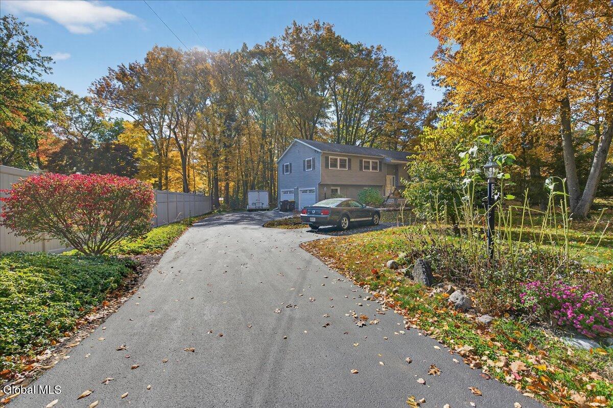 32 Tamarack Lane, Clifton Park