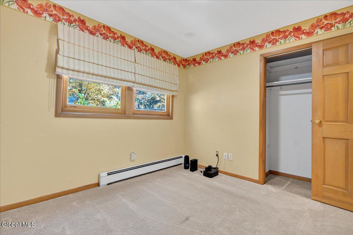 32 Tamarack Lane, Clifton Park