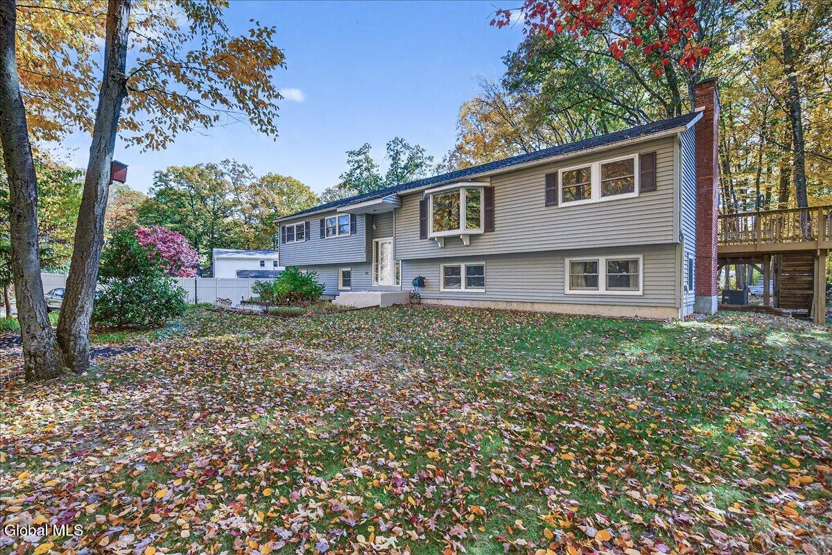 32 Tamarack Lane, Clifton Park