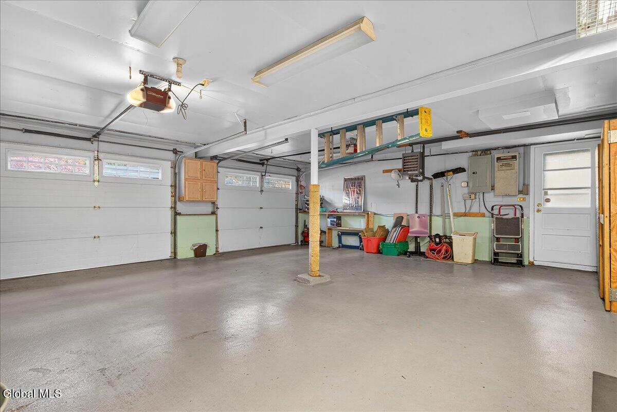 32 Tamarack Lane, Clifton Park