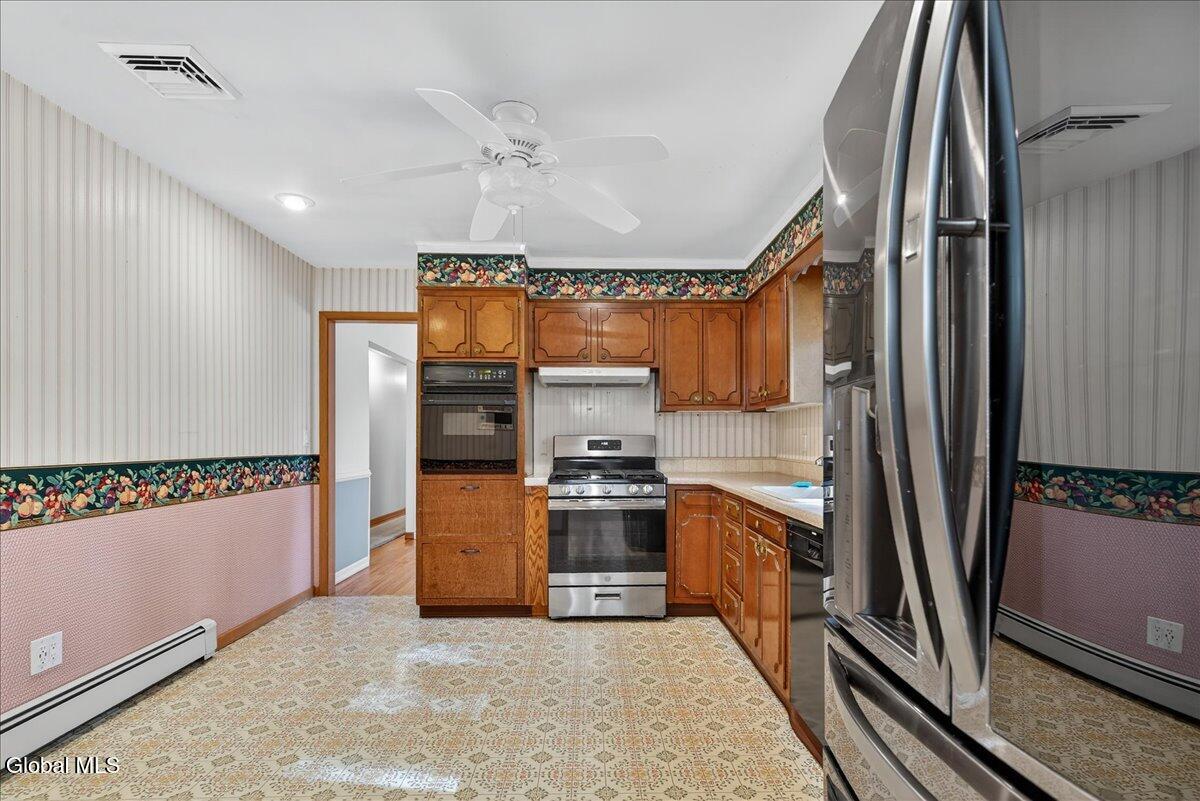 32 Tamarack Lane, Clifton Park