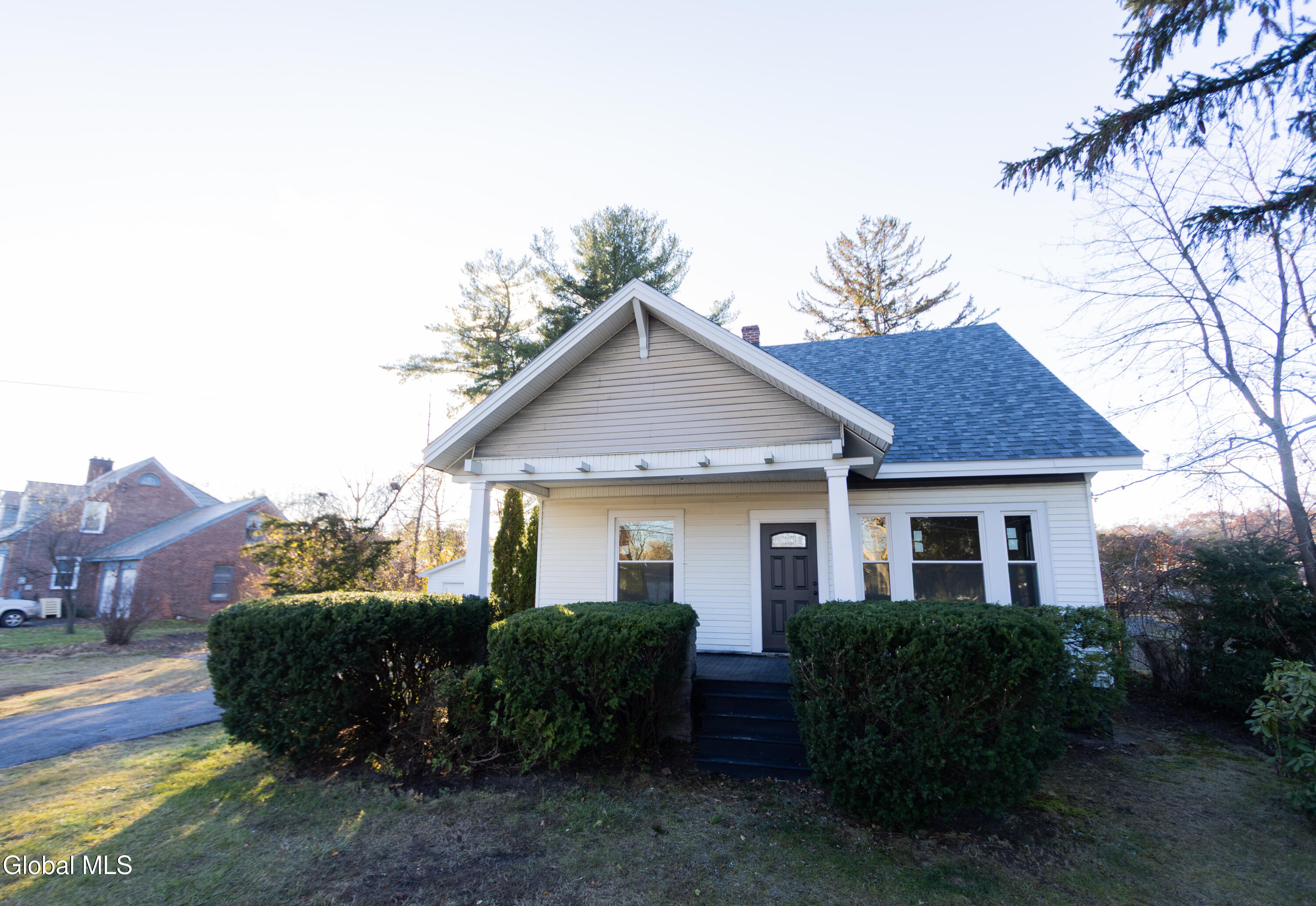 1941 Helderberg Avenue