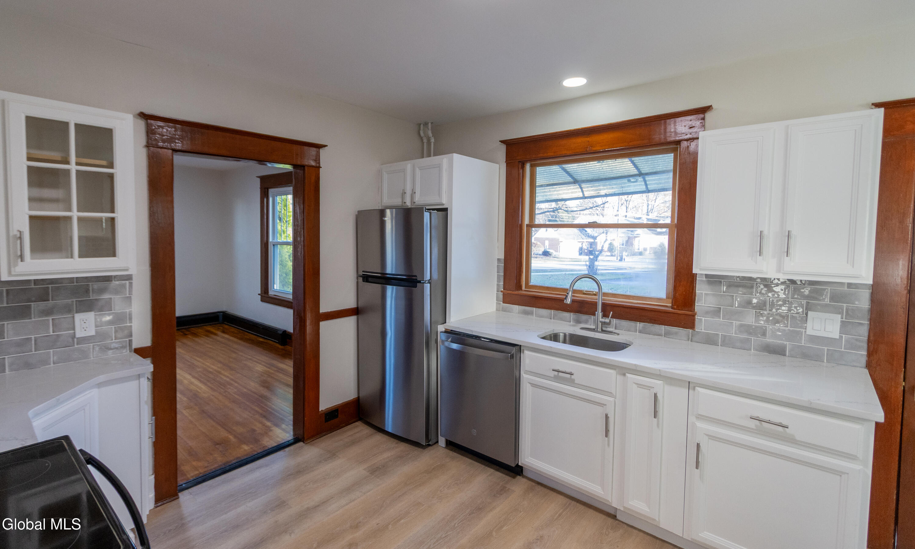 1941 Helderberg Avenue