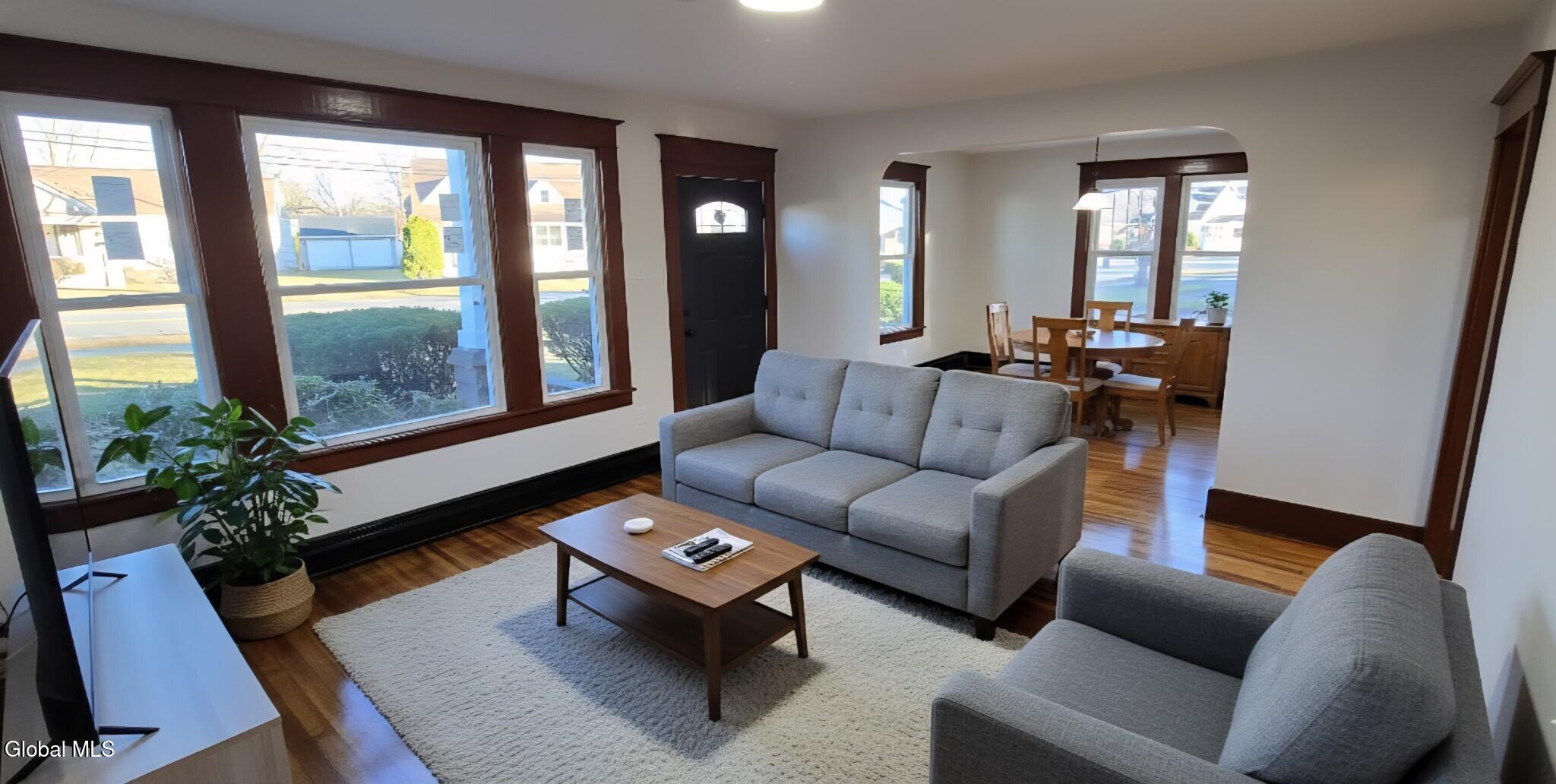 1941 Helderberg Avenue