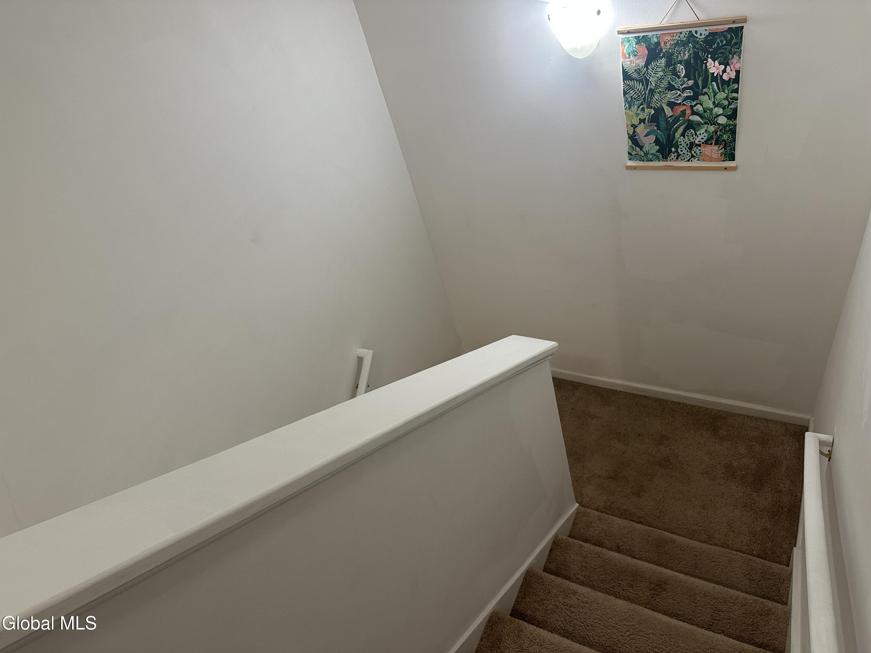 406 Worthington Terrace