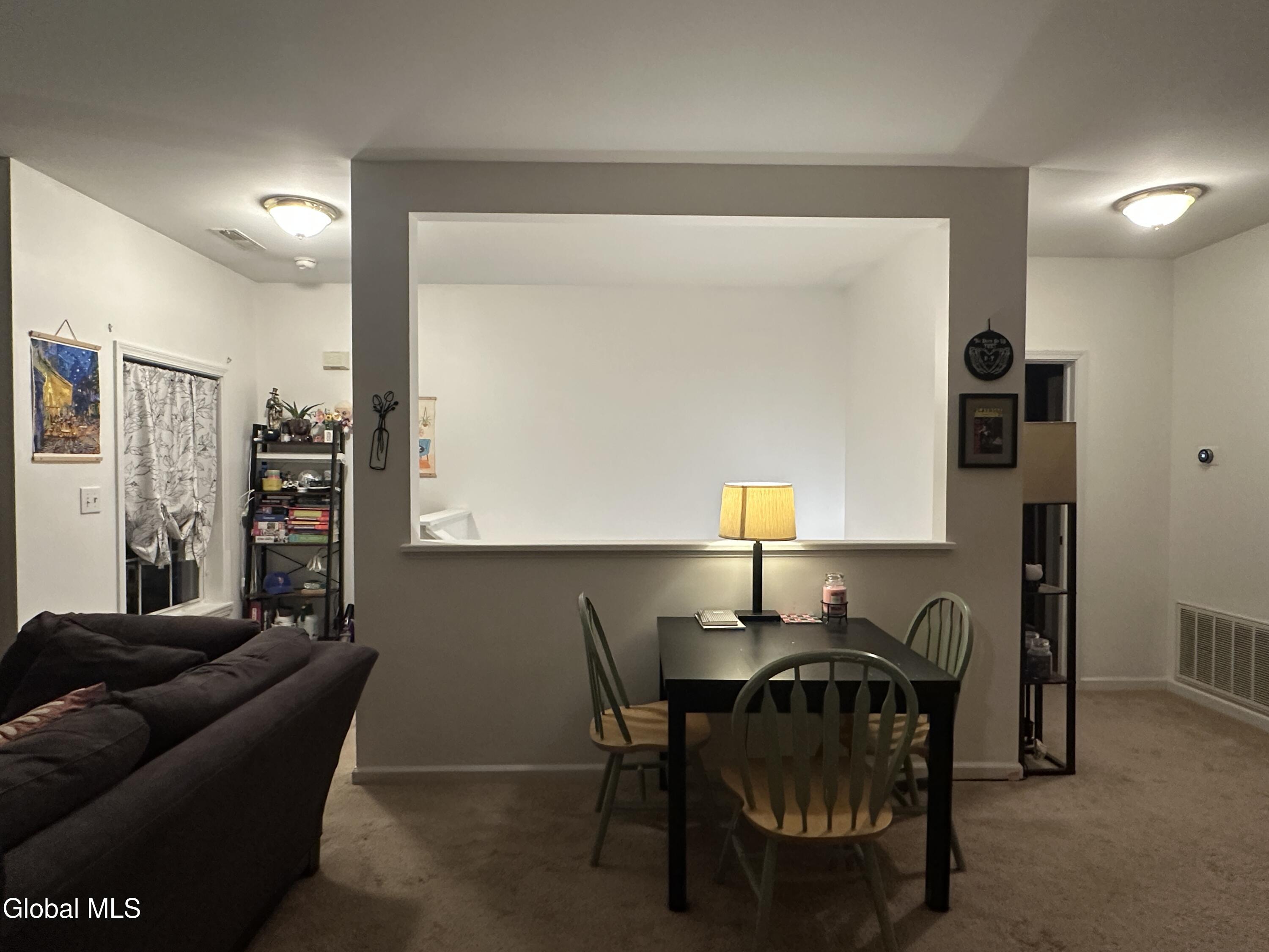 406 Worthington Terrace