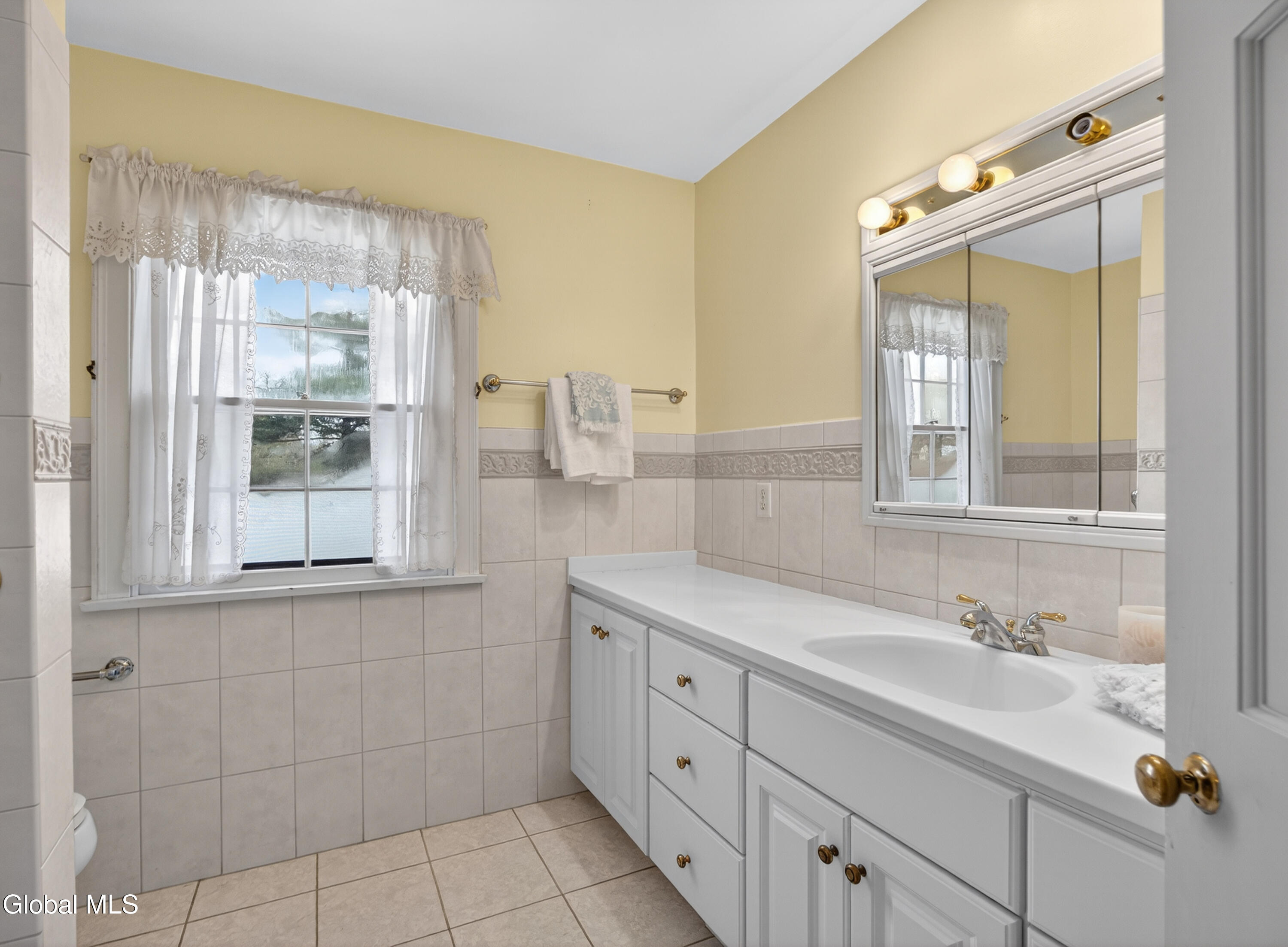 664 St. David's Lane