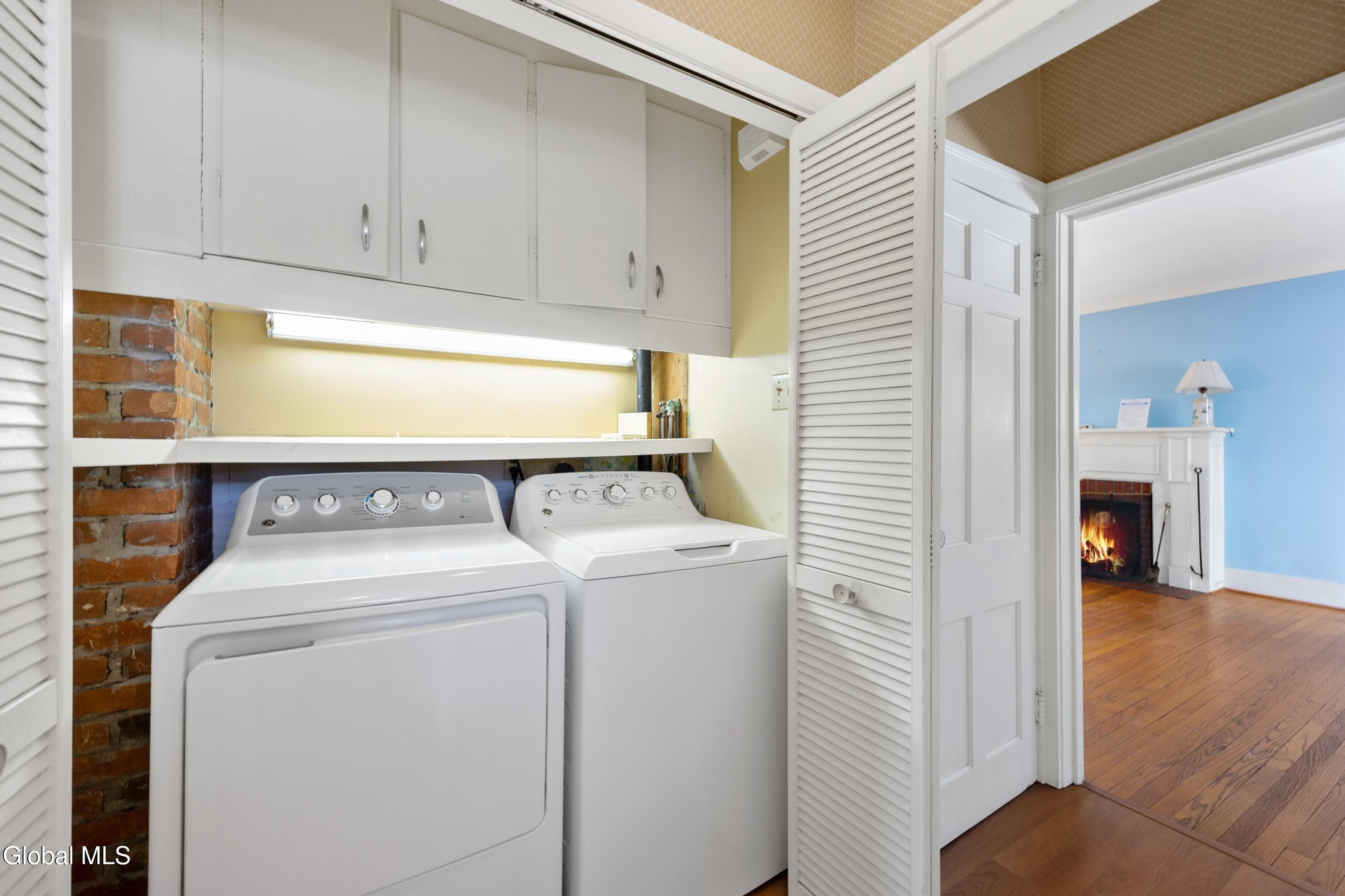 2171 Grand Boulevard