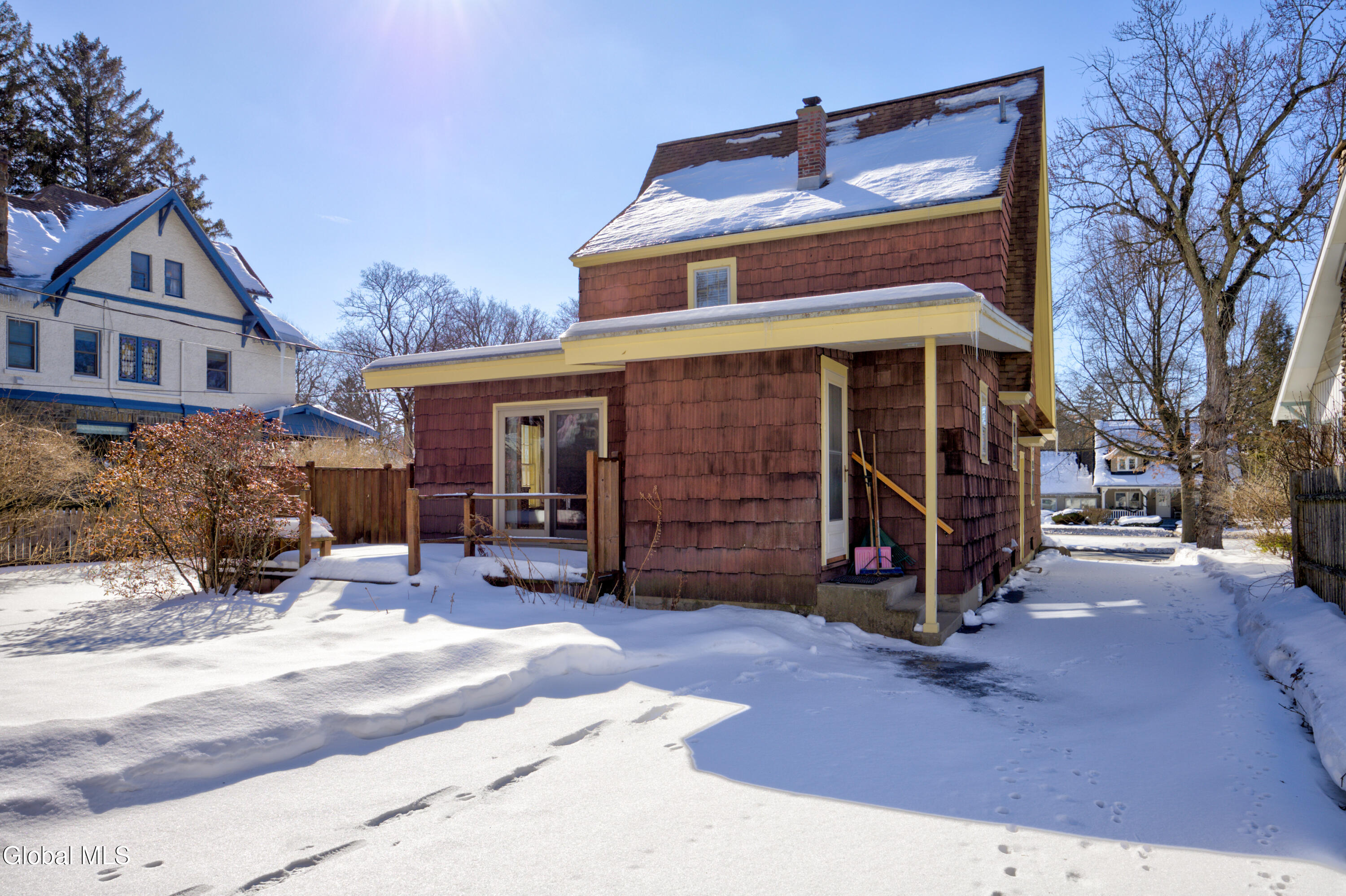 2171 Grand Boulevard