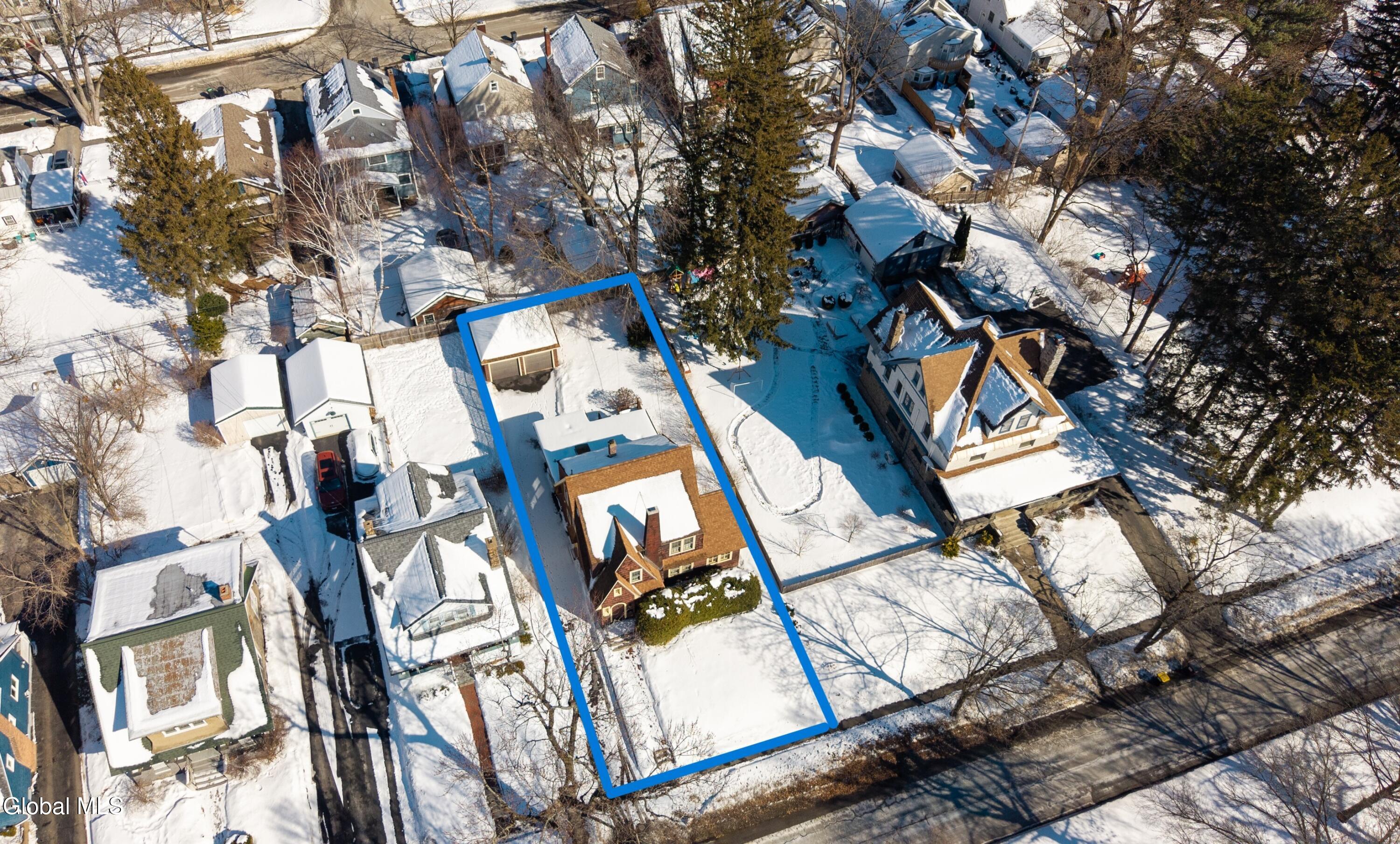 2171 Grand Boulevard