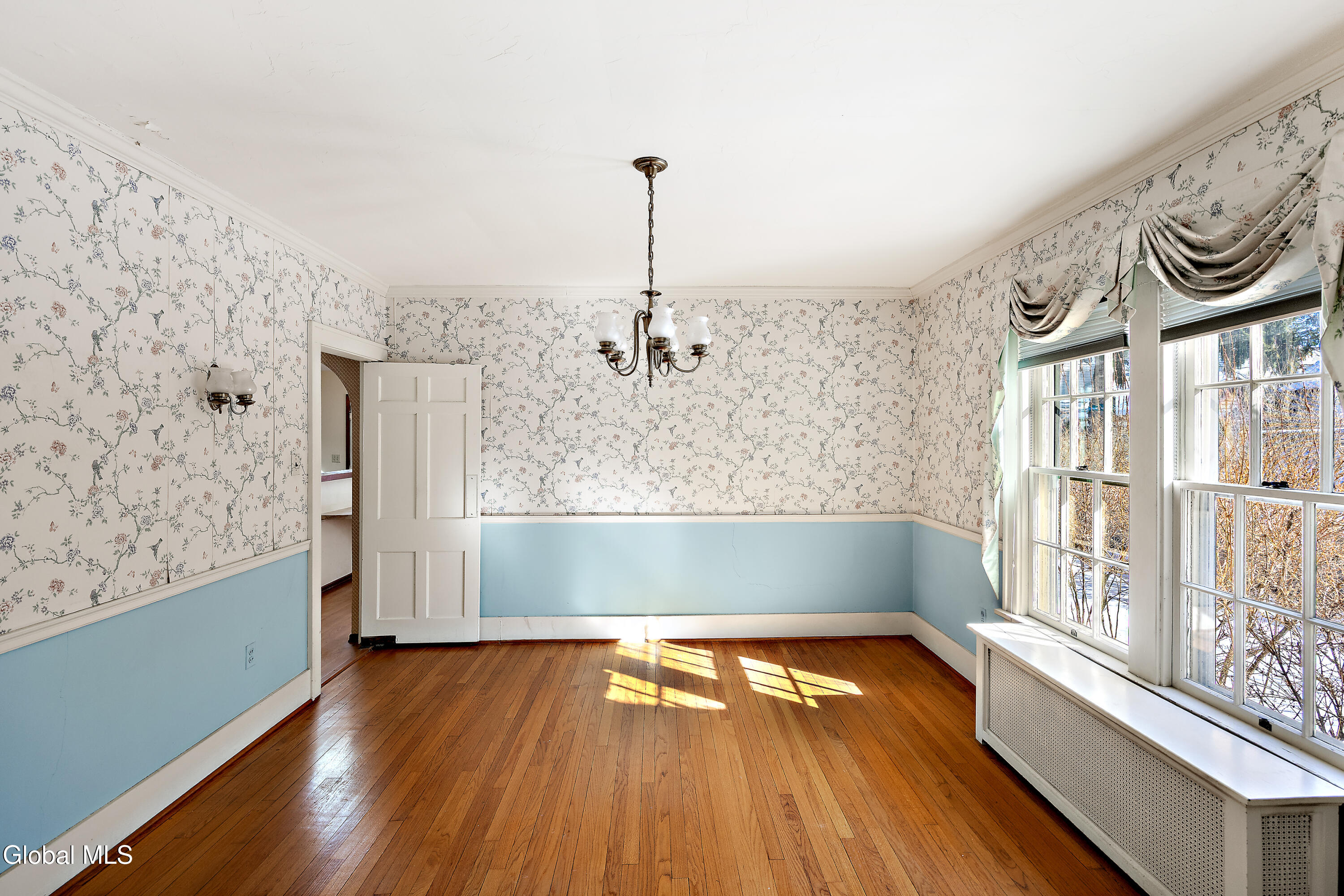 2171 Grand Boulevard