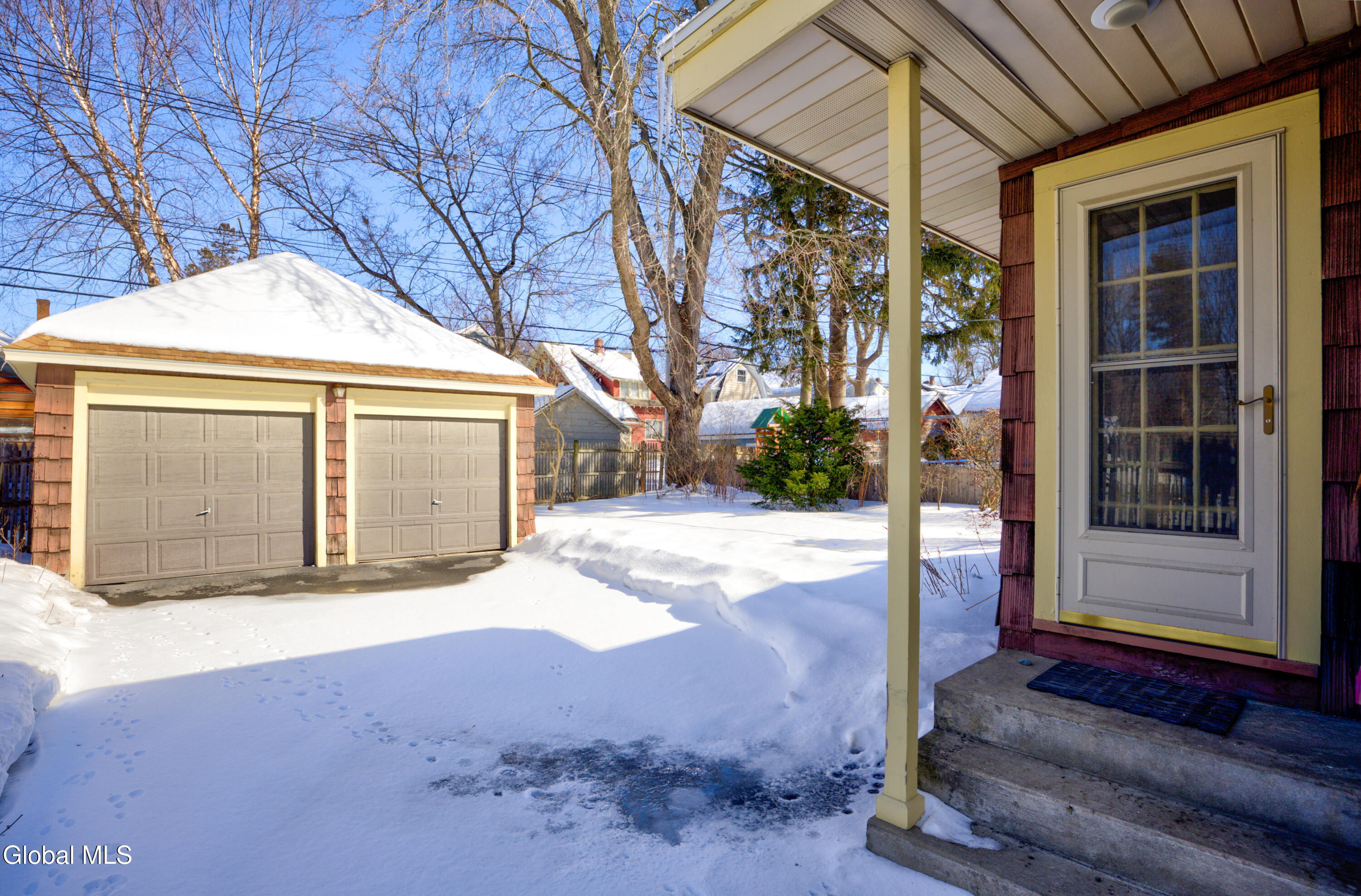 2171 Grand Boulevard