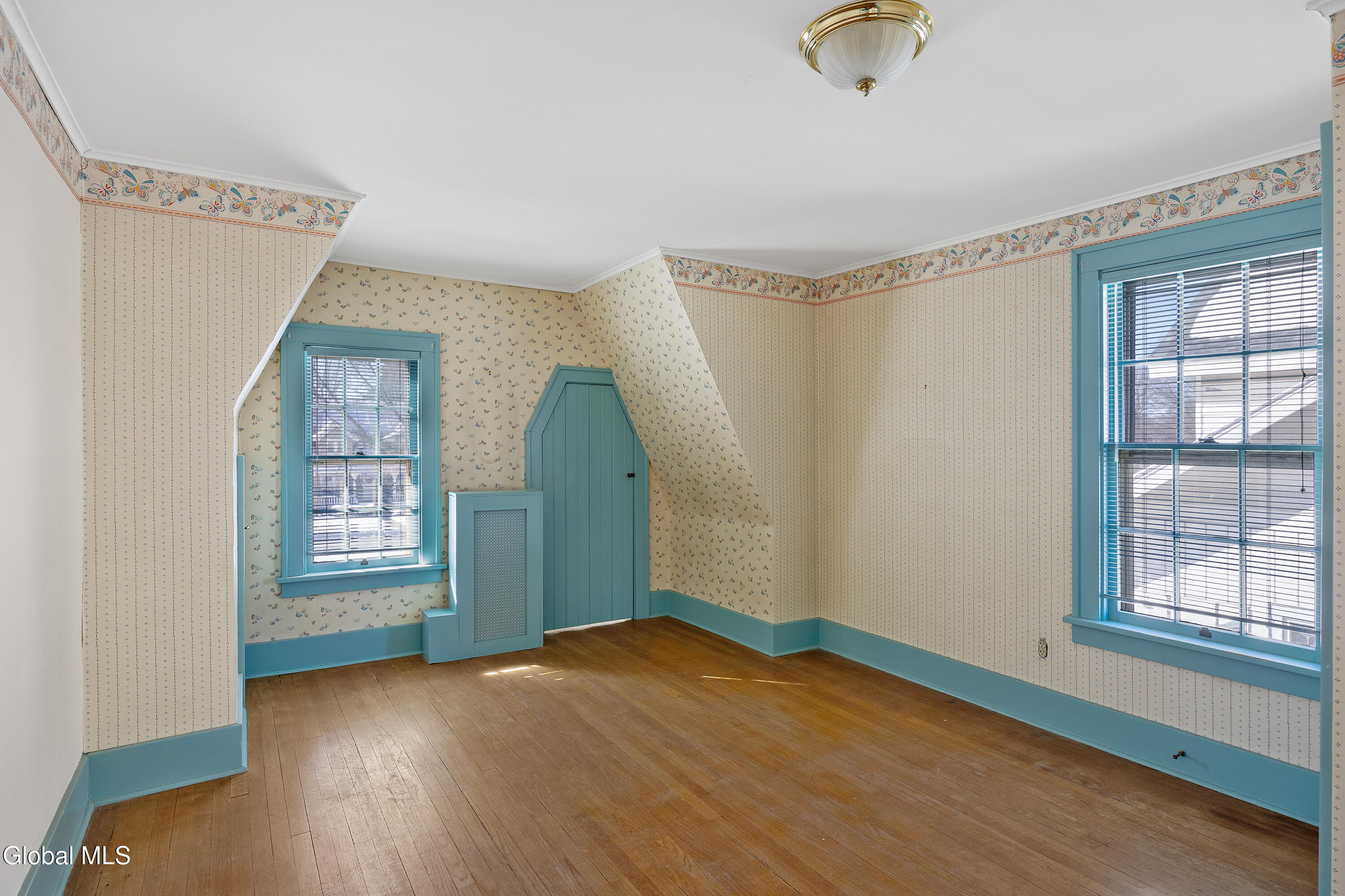 2171 Grand Boulevard