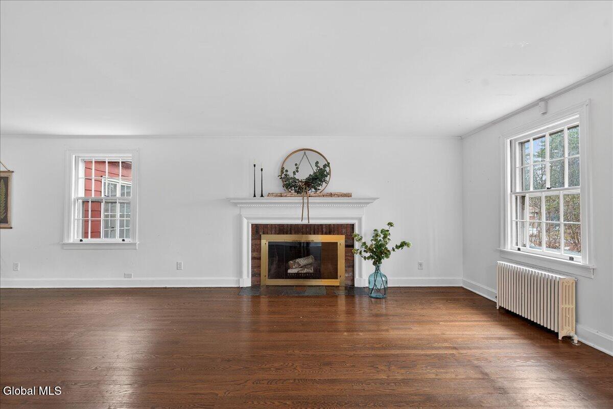 32 Slingerlands Street