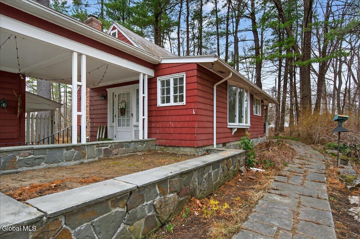 32 Slingerlands Street