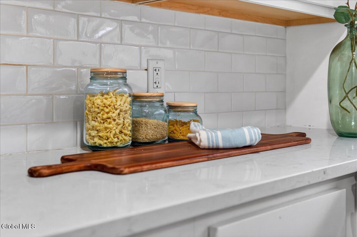 32 Slingerlands Street