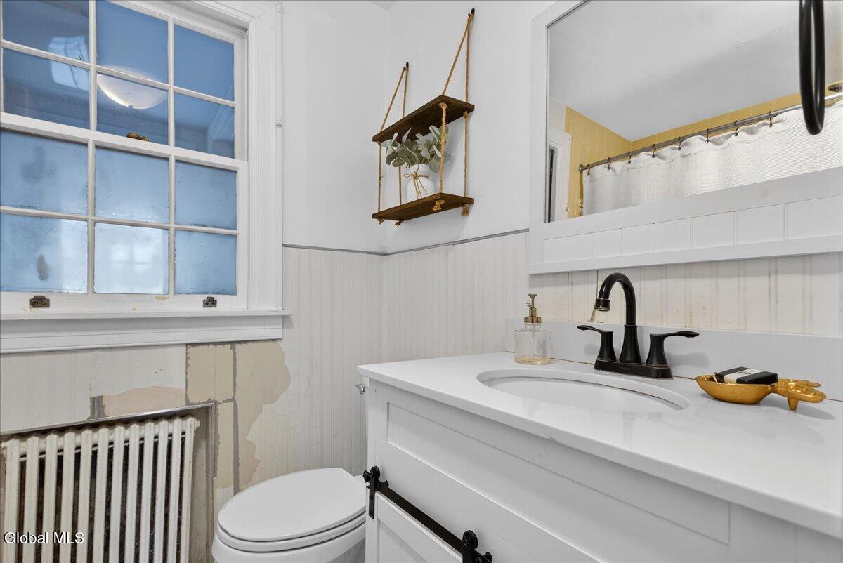 32 Slingerlands Street