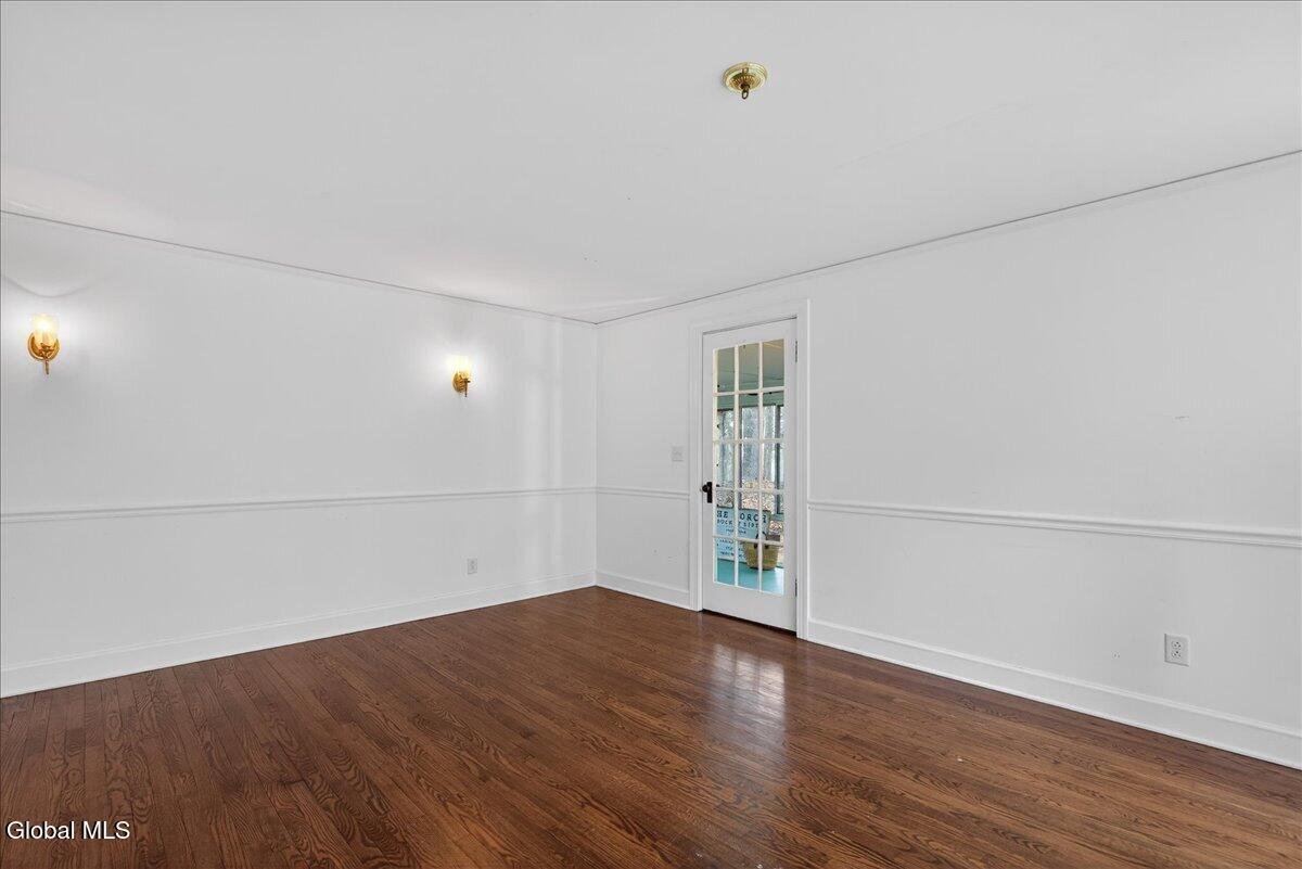 32 Slingerlands Street