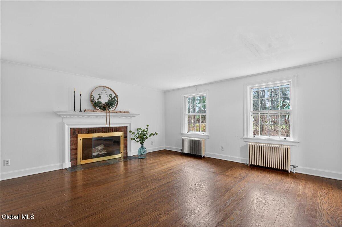 32 Slingerlands Street