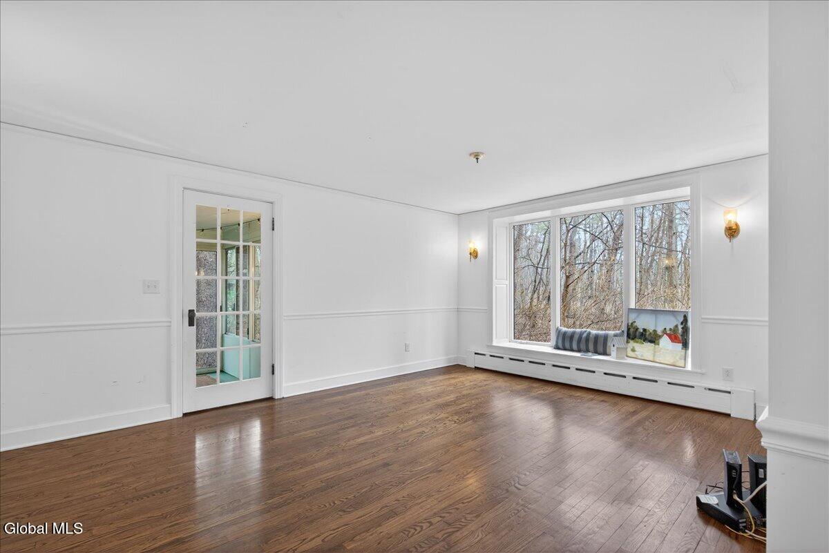 32 Slingerlands Street