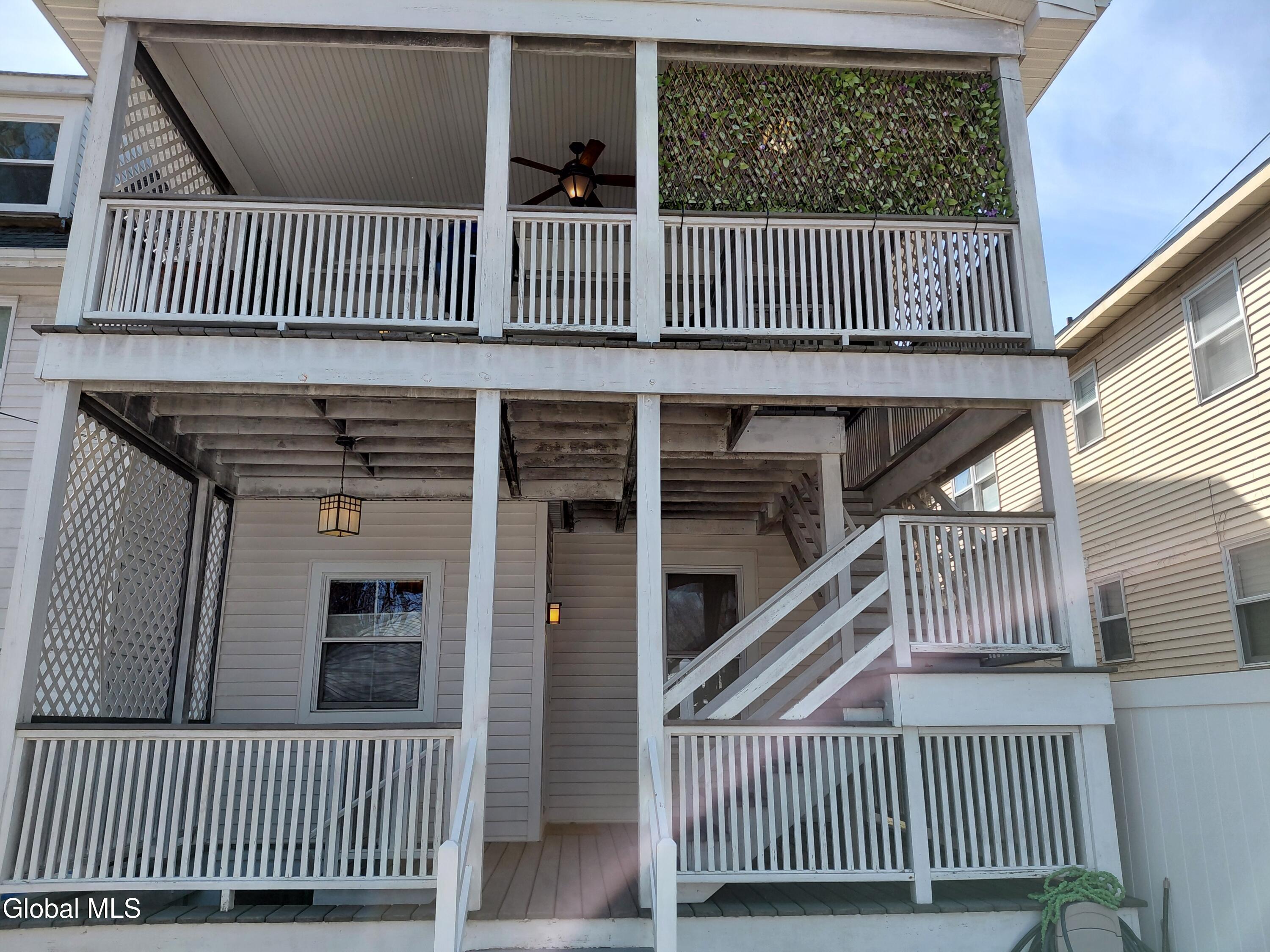 835 Lancaster Street