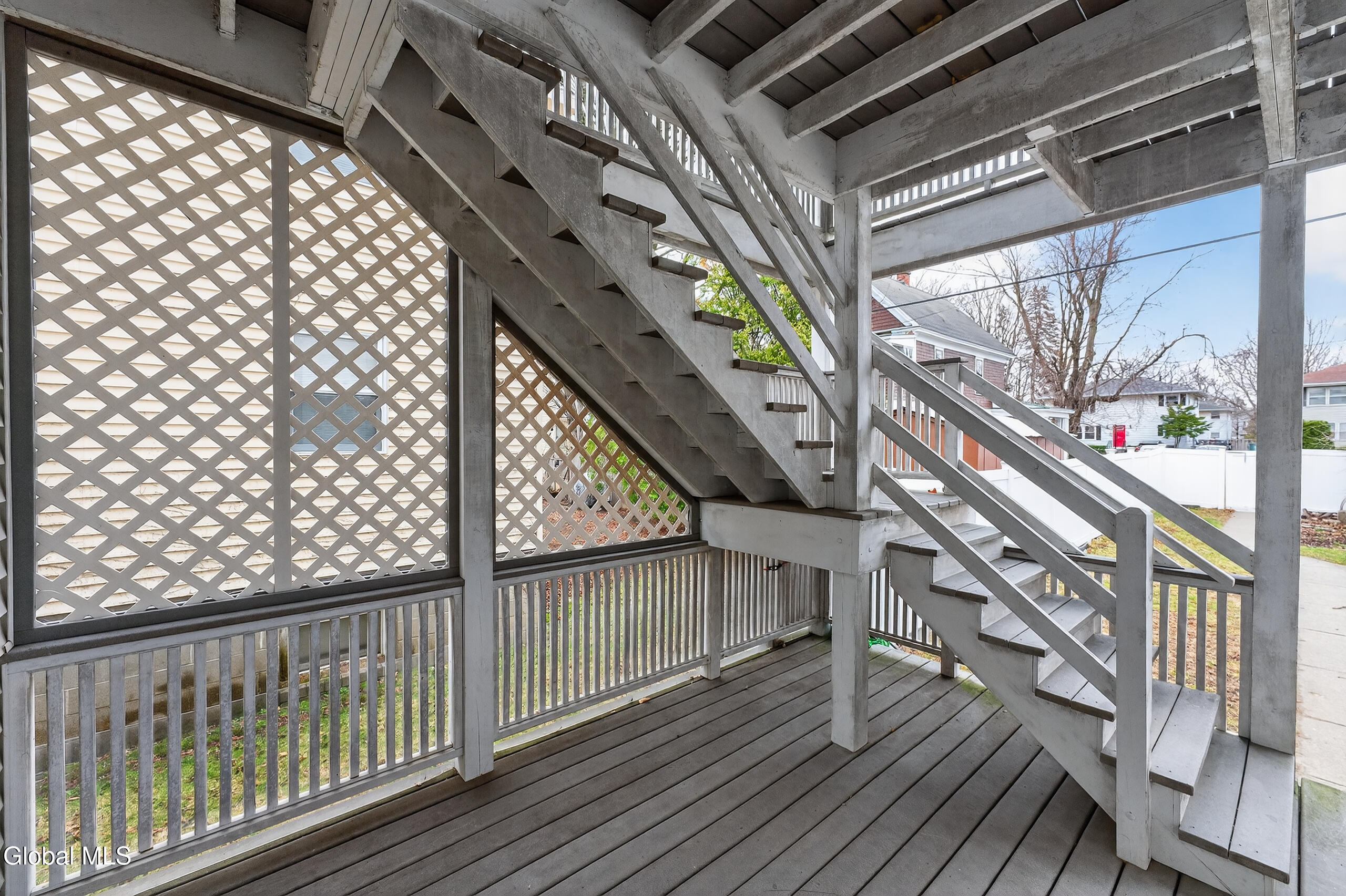 835 Lancaster Street