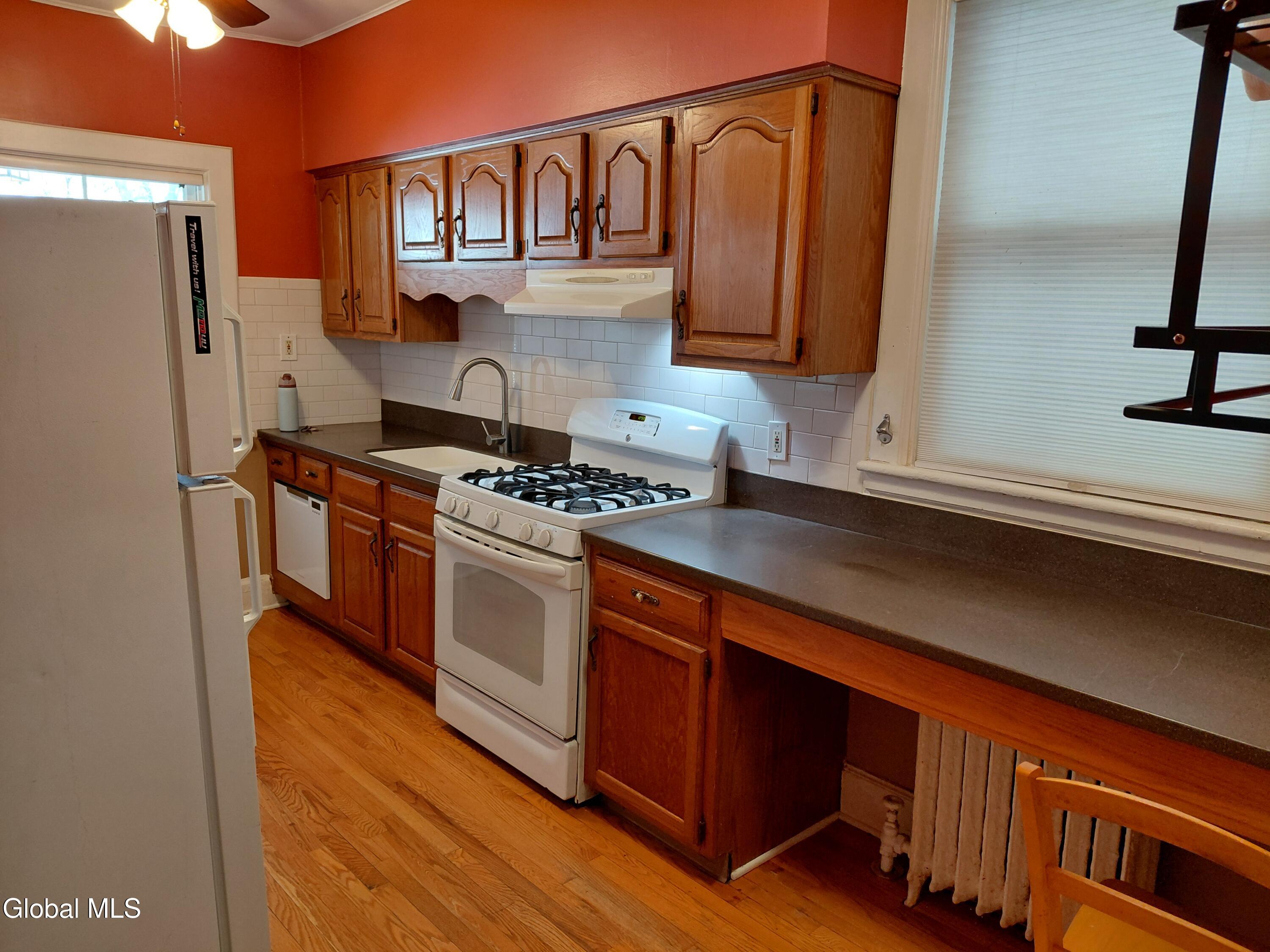 835 Lancaster Street