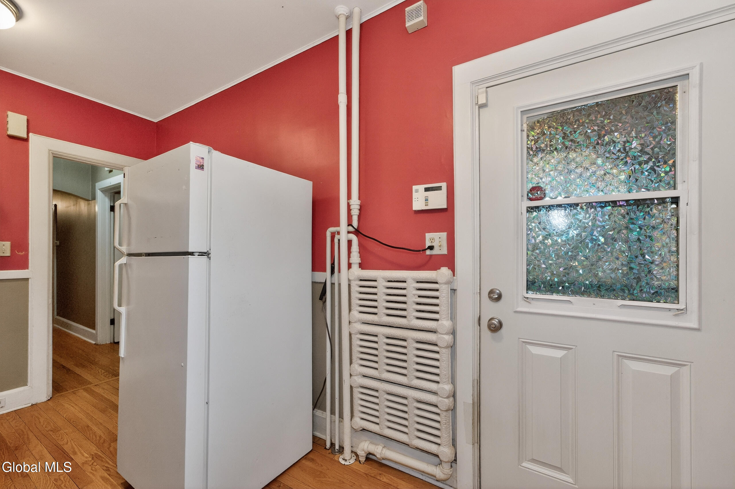 835 Lancaster Street