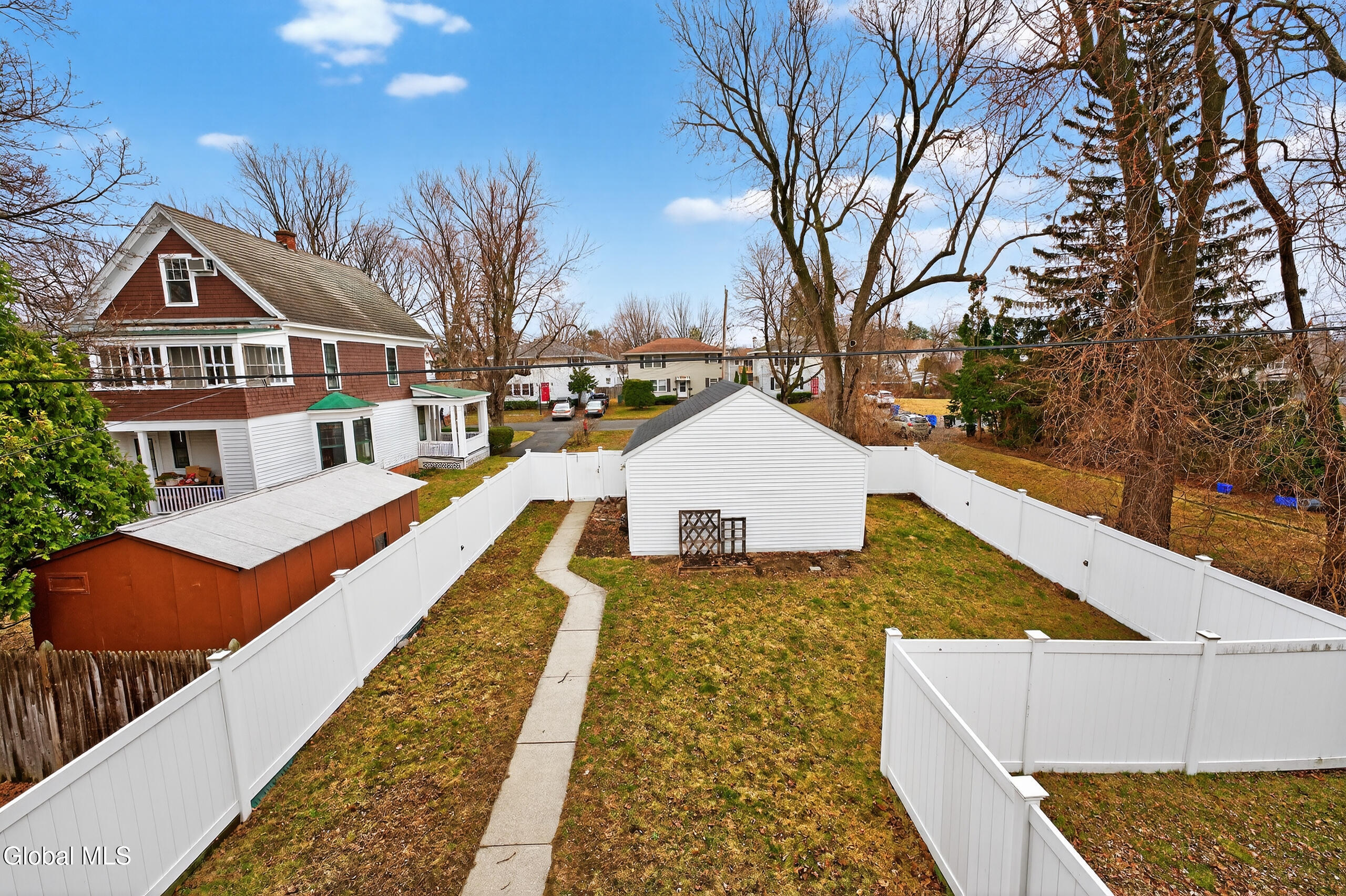 835 Lancaster Street