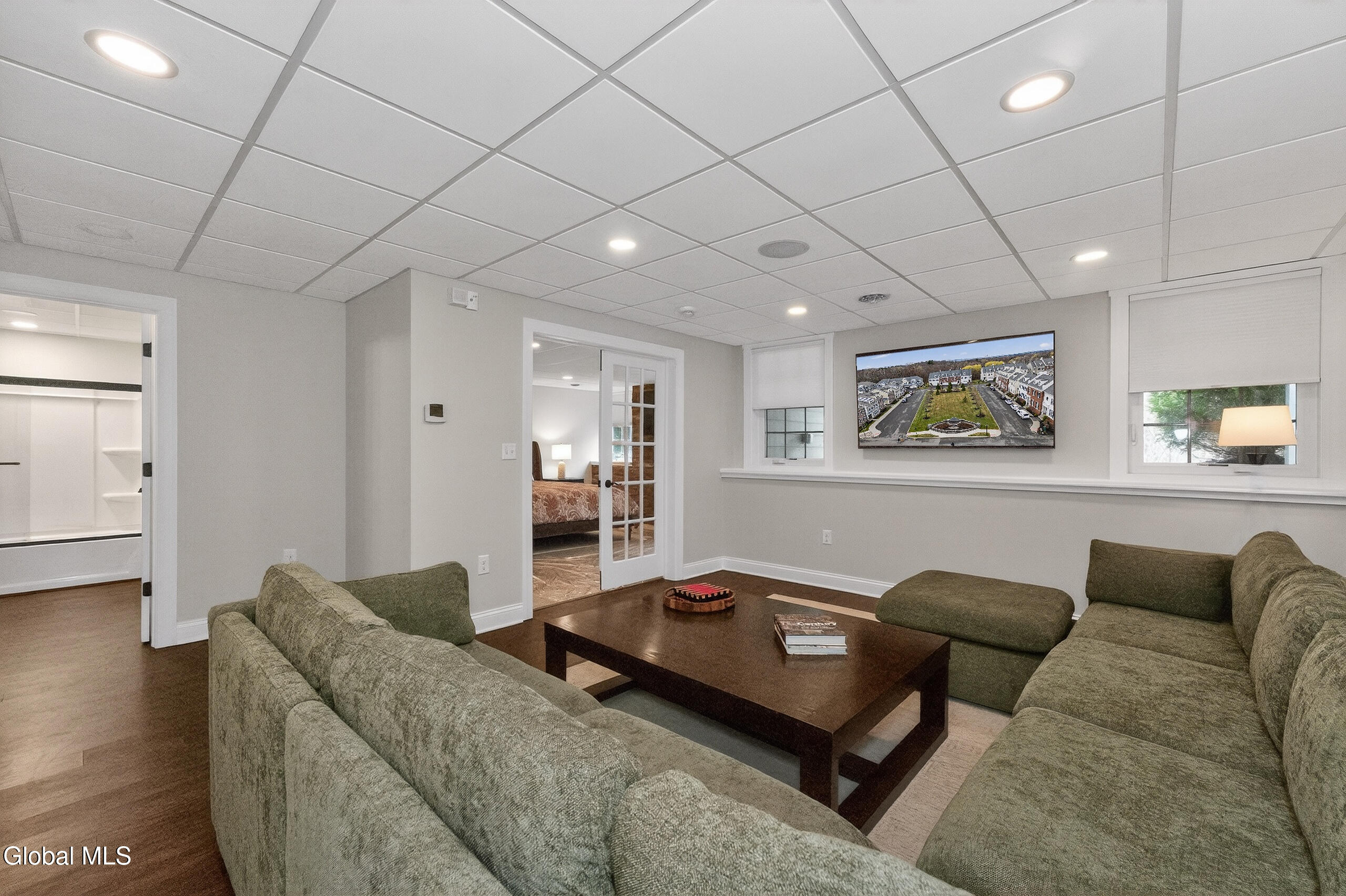 38 Cambridge Way, N/A
