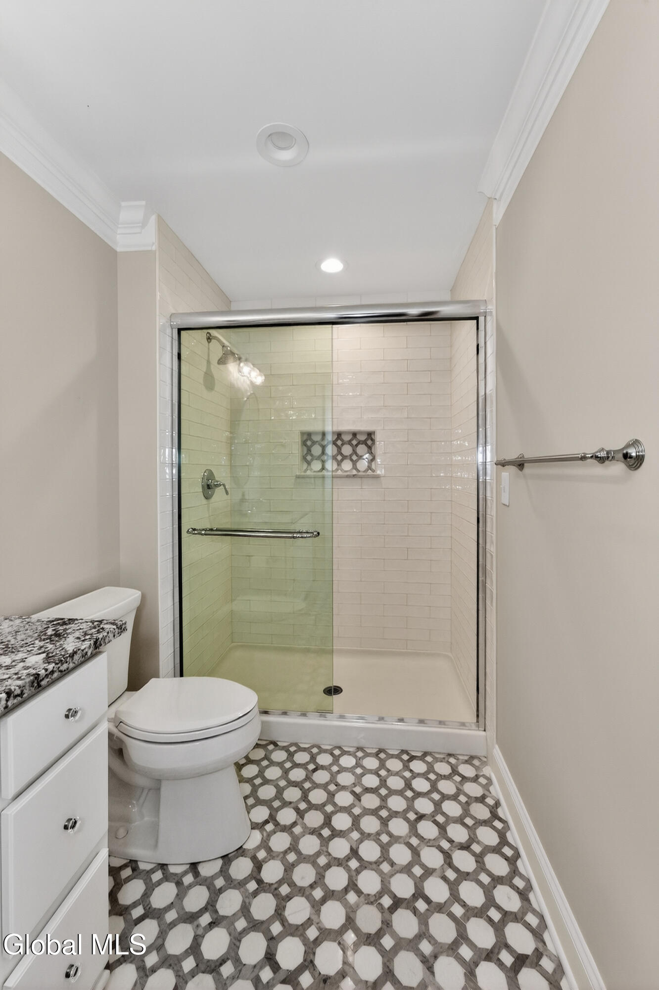 38 Cambridge Way, N/A
