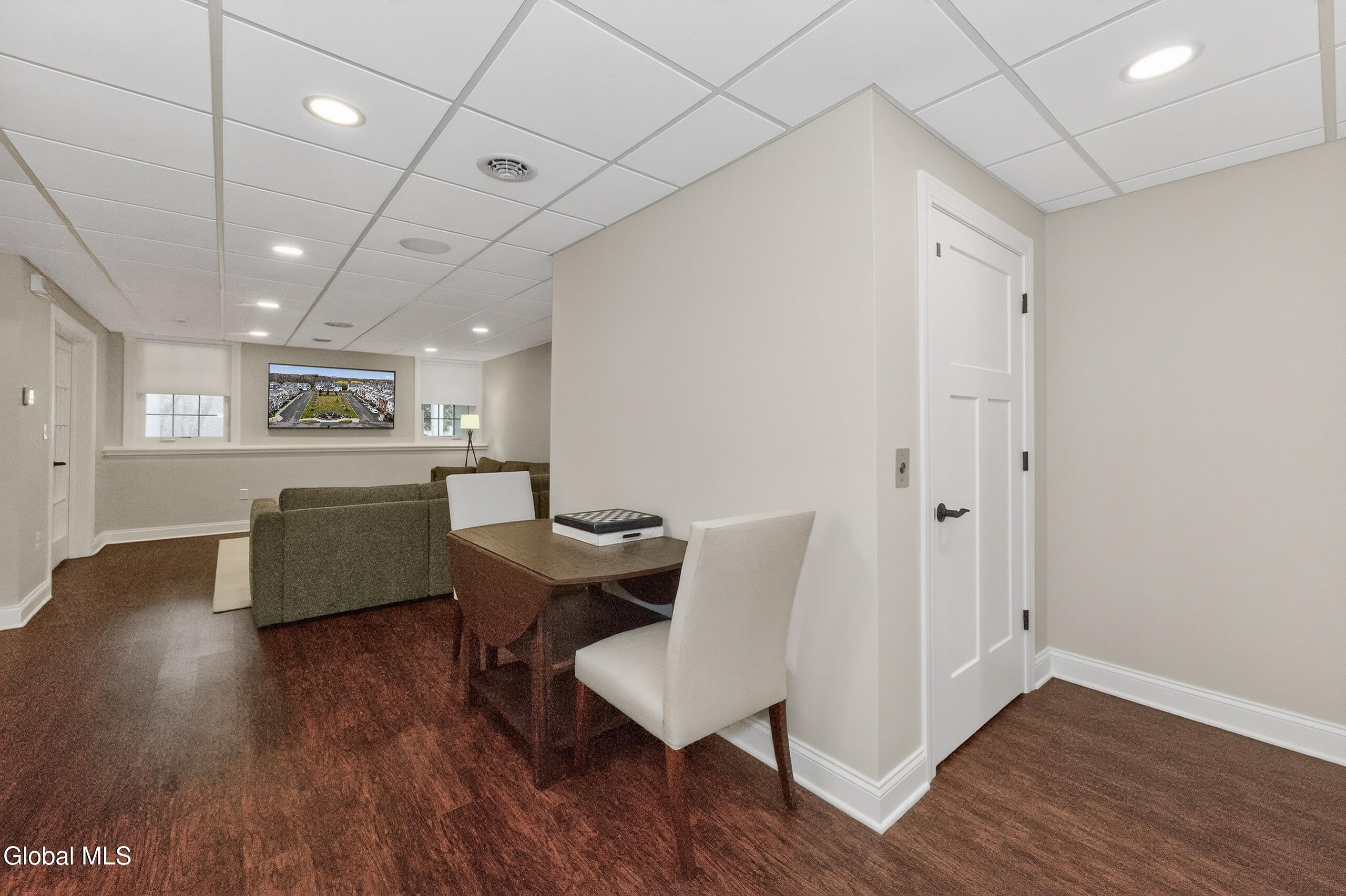 38 Cambridge Way, N/A