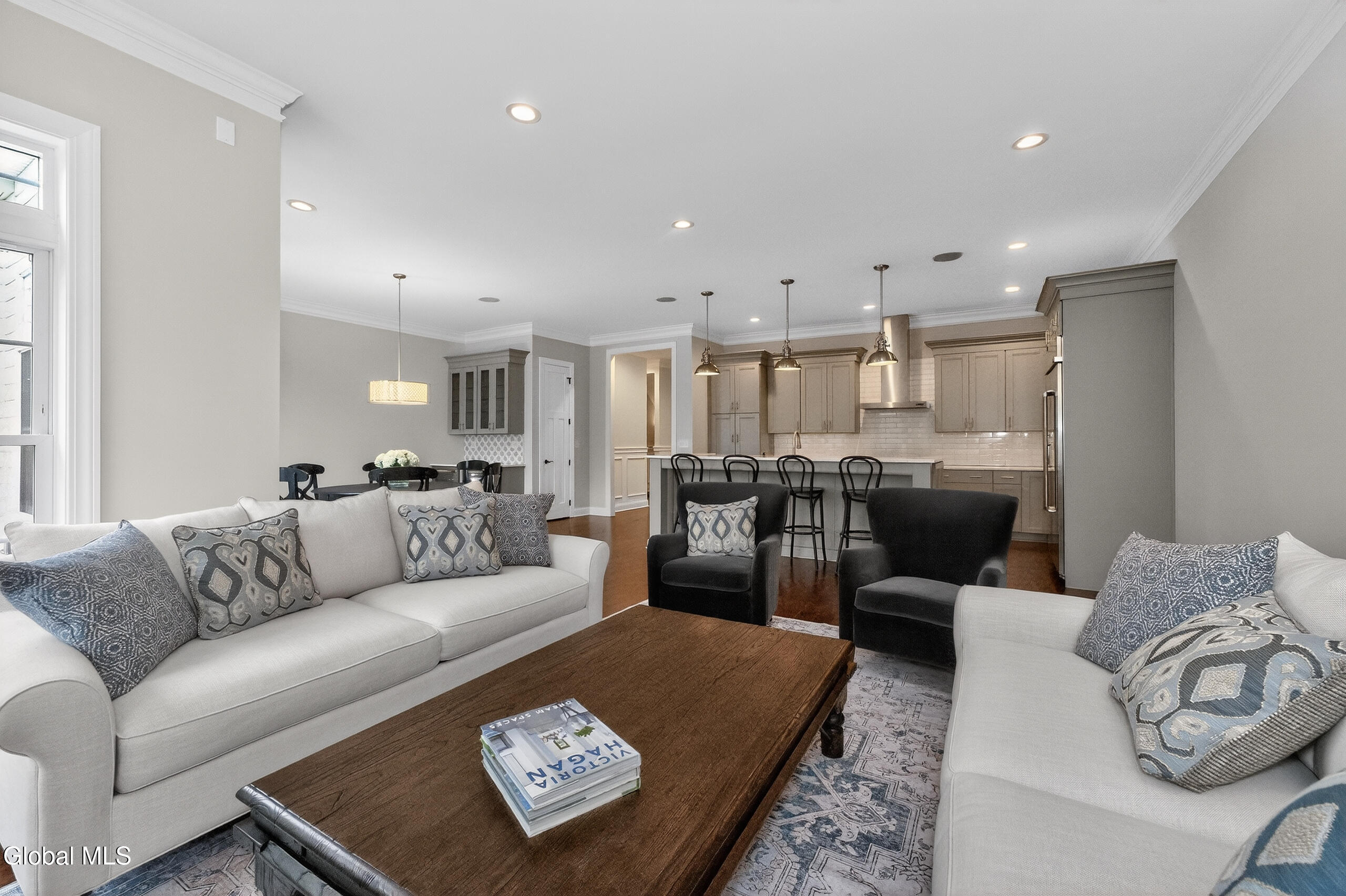 38 Cambridge Way, N/A
