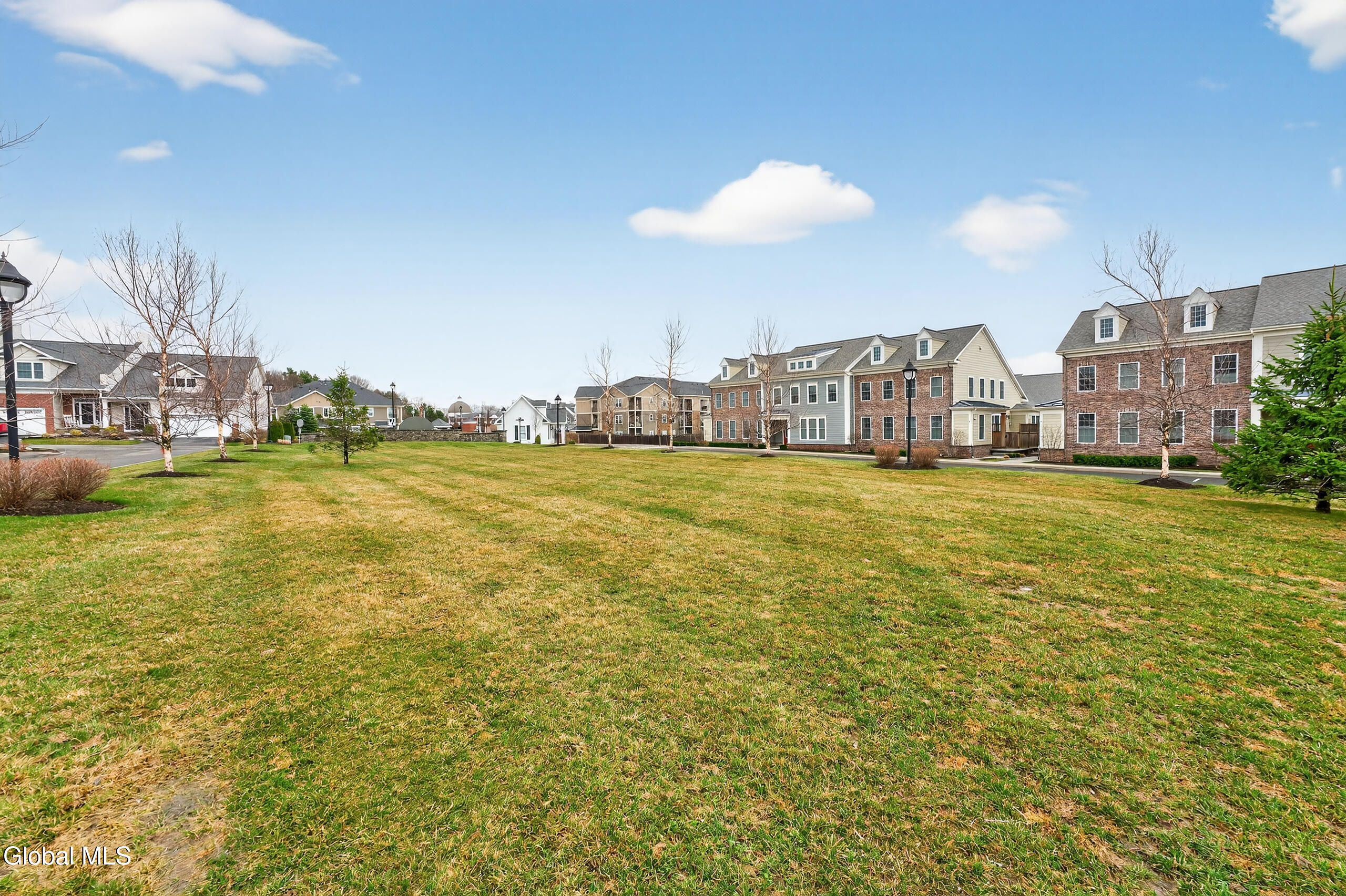 38 Cambridge Way, N/A