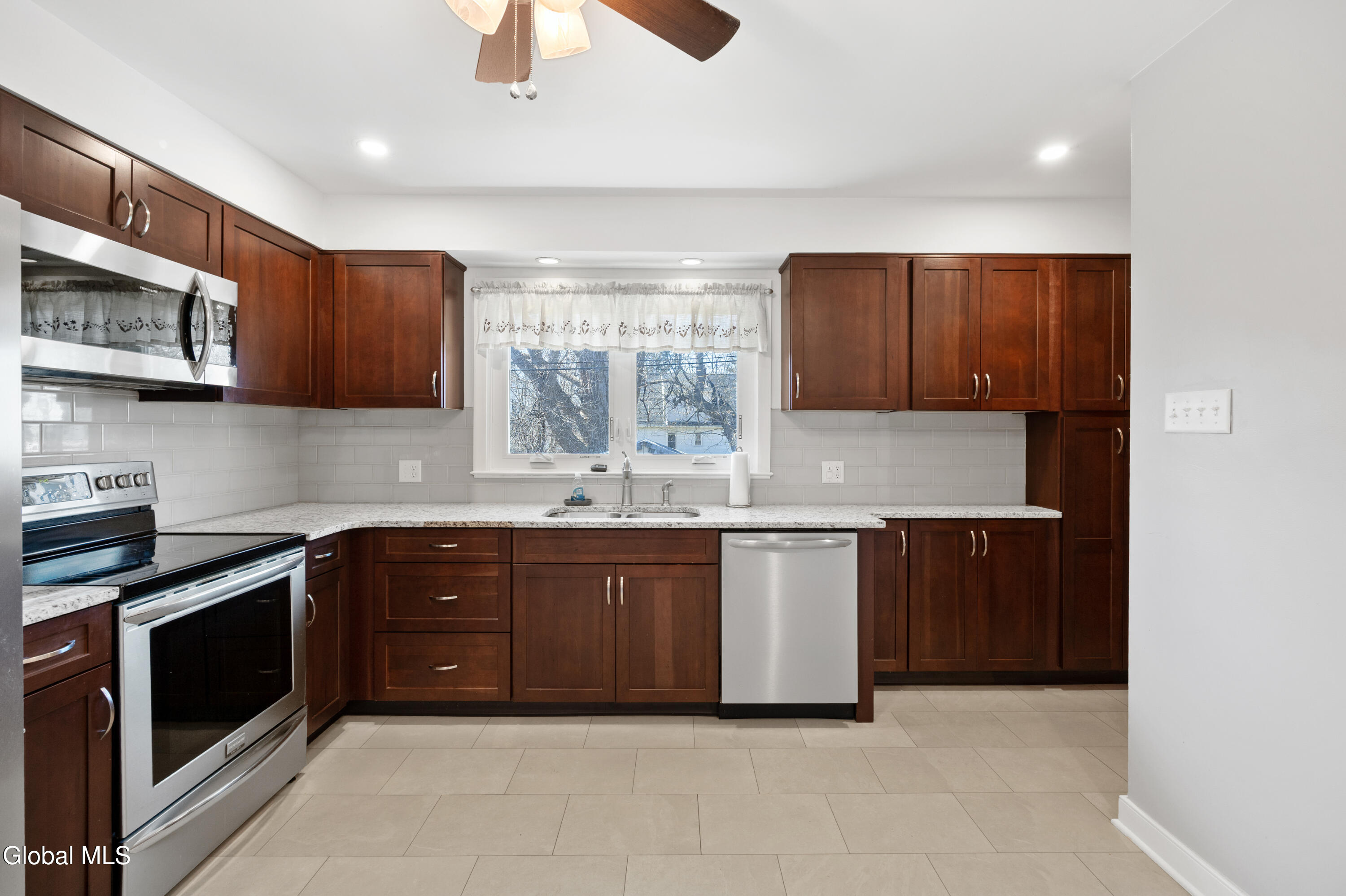 1265 Lexington Avenue