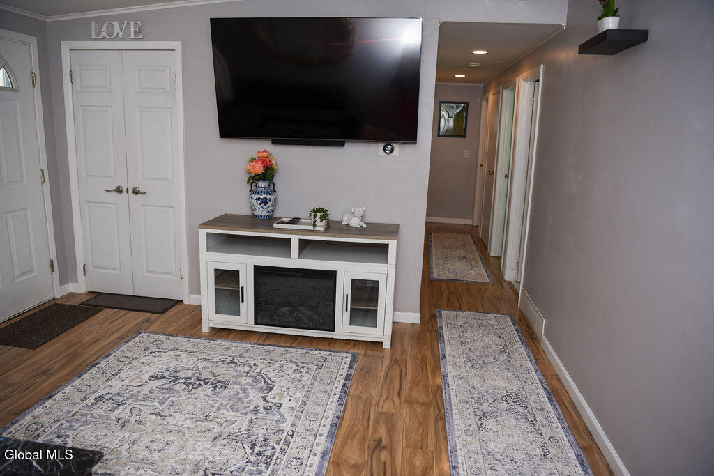 3 Uncas Drive