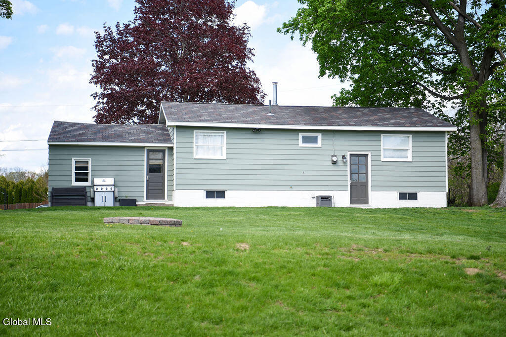 3 Uncas Drive