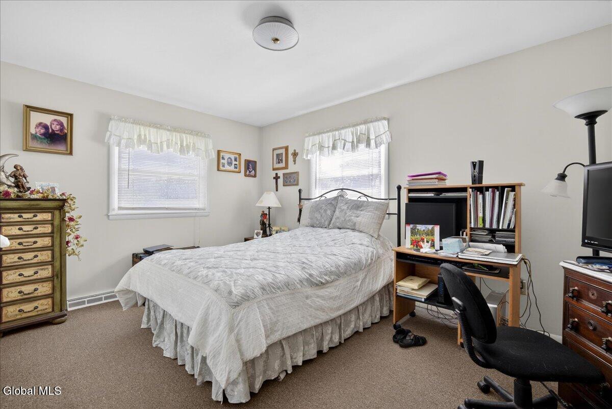 5 Deer Path Drive
