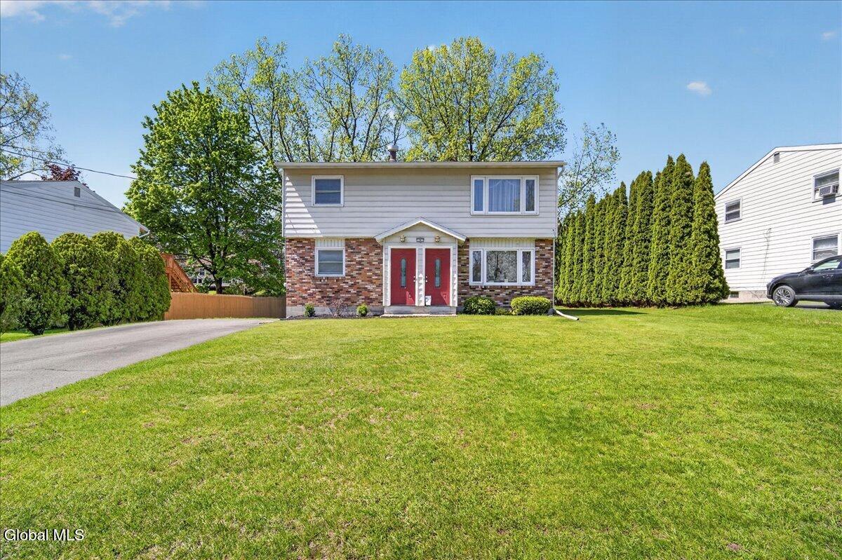 5 Deer Path Drive