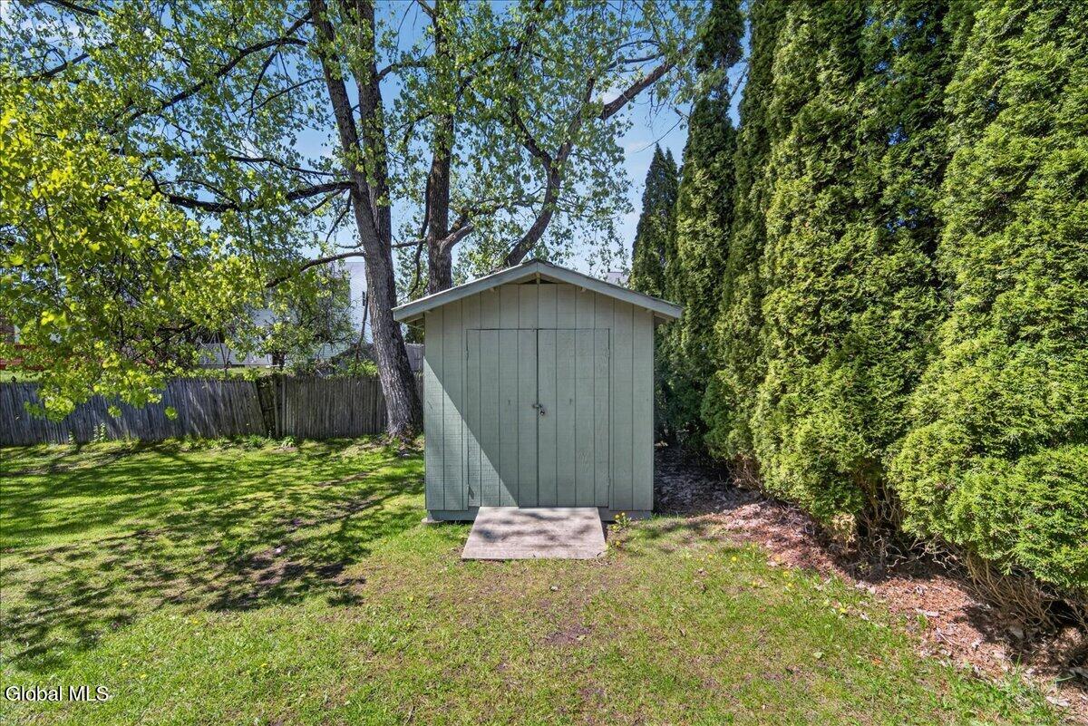 5 Deer Path Drive
