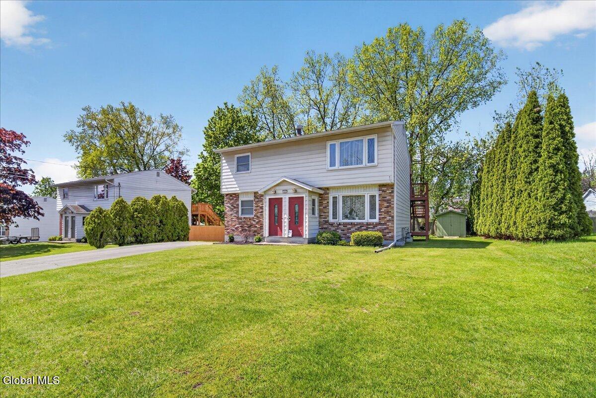 5 Deer Path Drive
