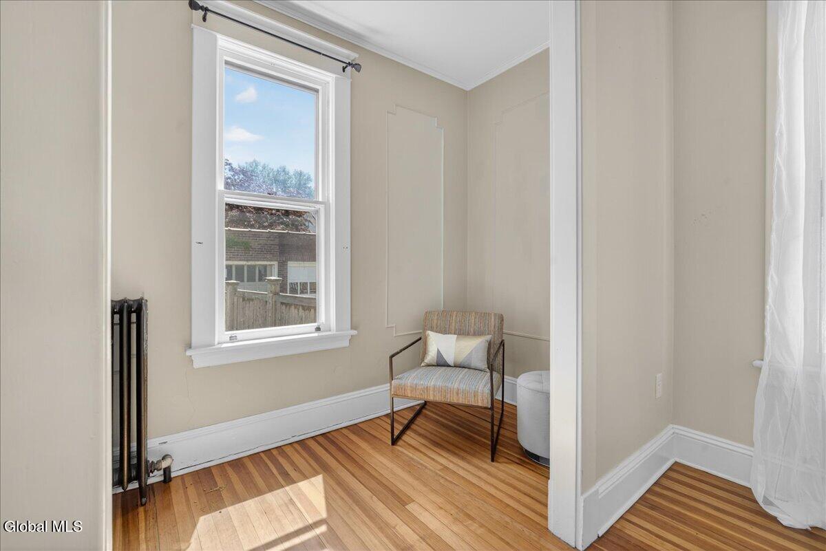 78 Grove Avenue
