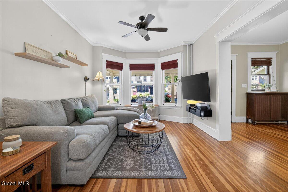 78 Grove Avenue