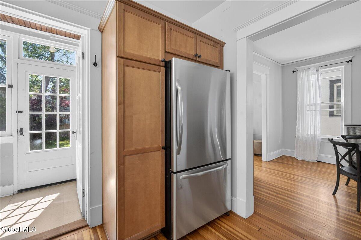 78 Grove Avenue