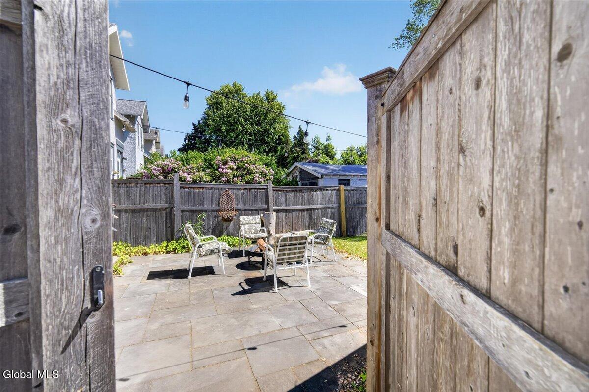 78 Grove Avenue