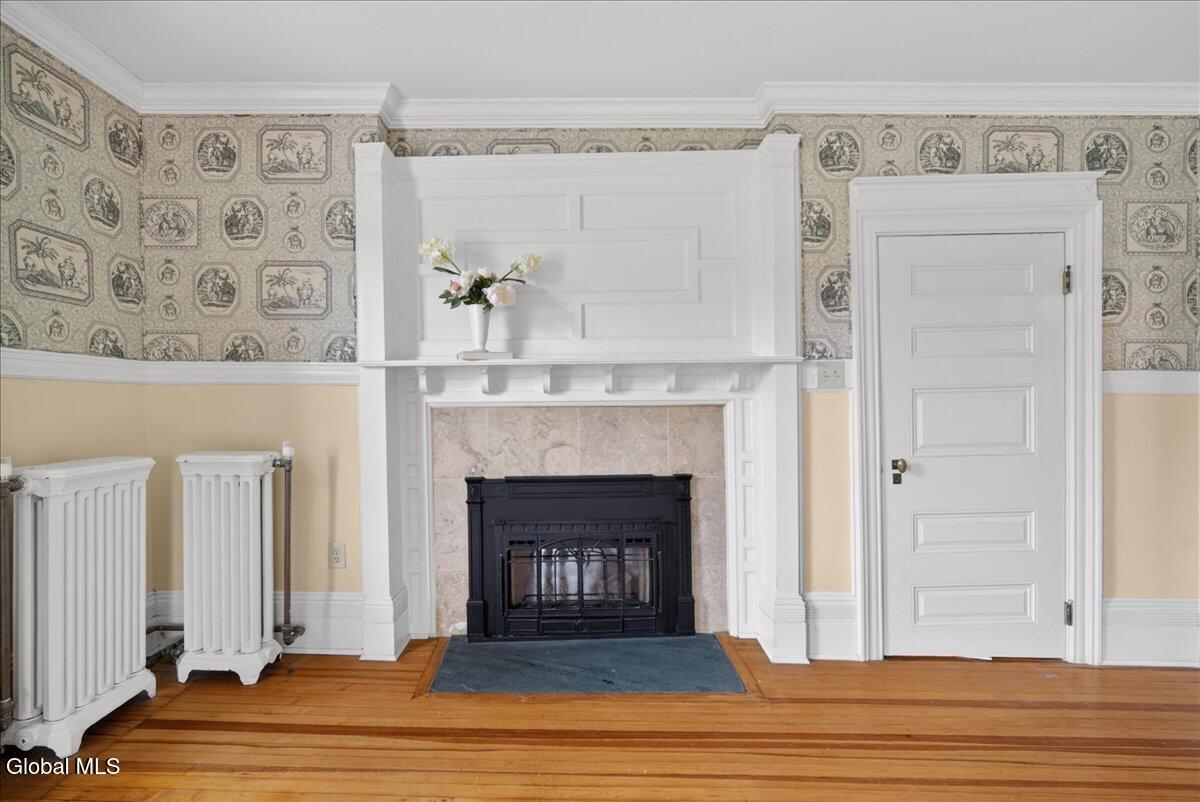 720 N Broadway