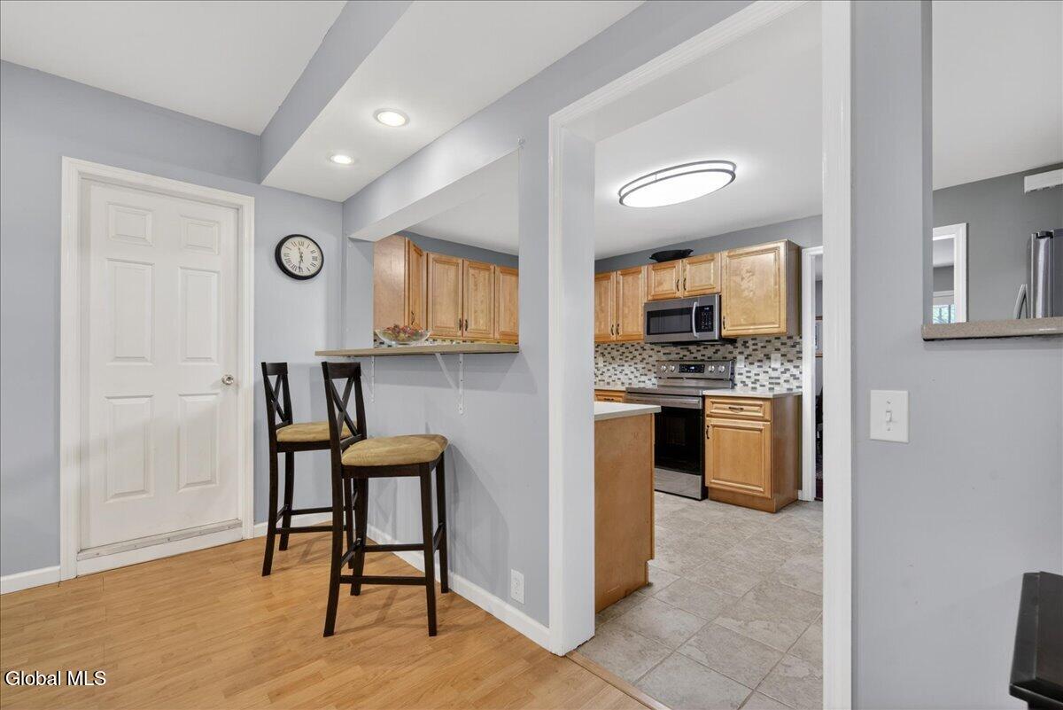 3423 Gari Lane